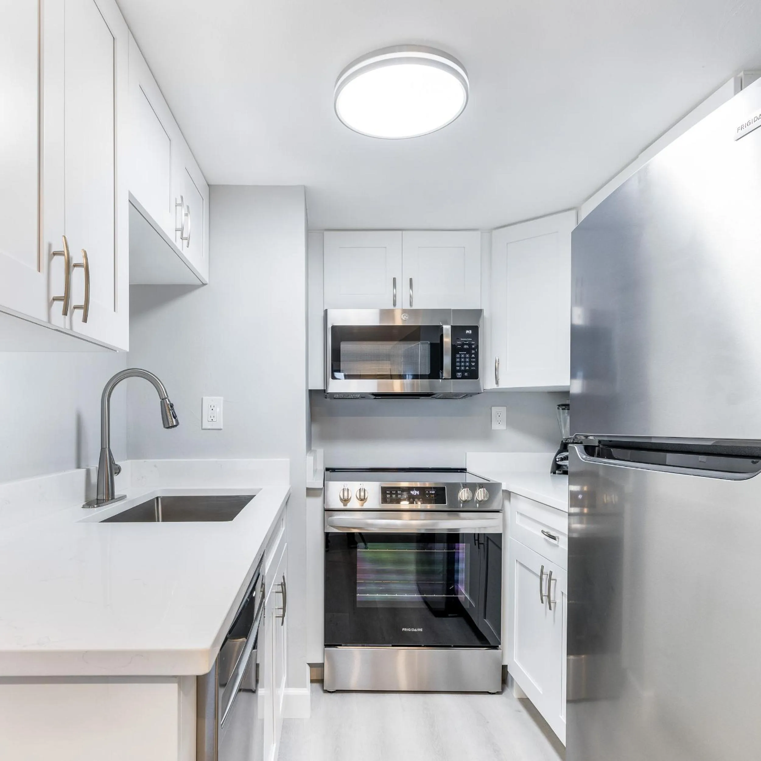 Kitchen or kitchenette in South Seas