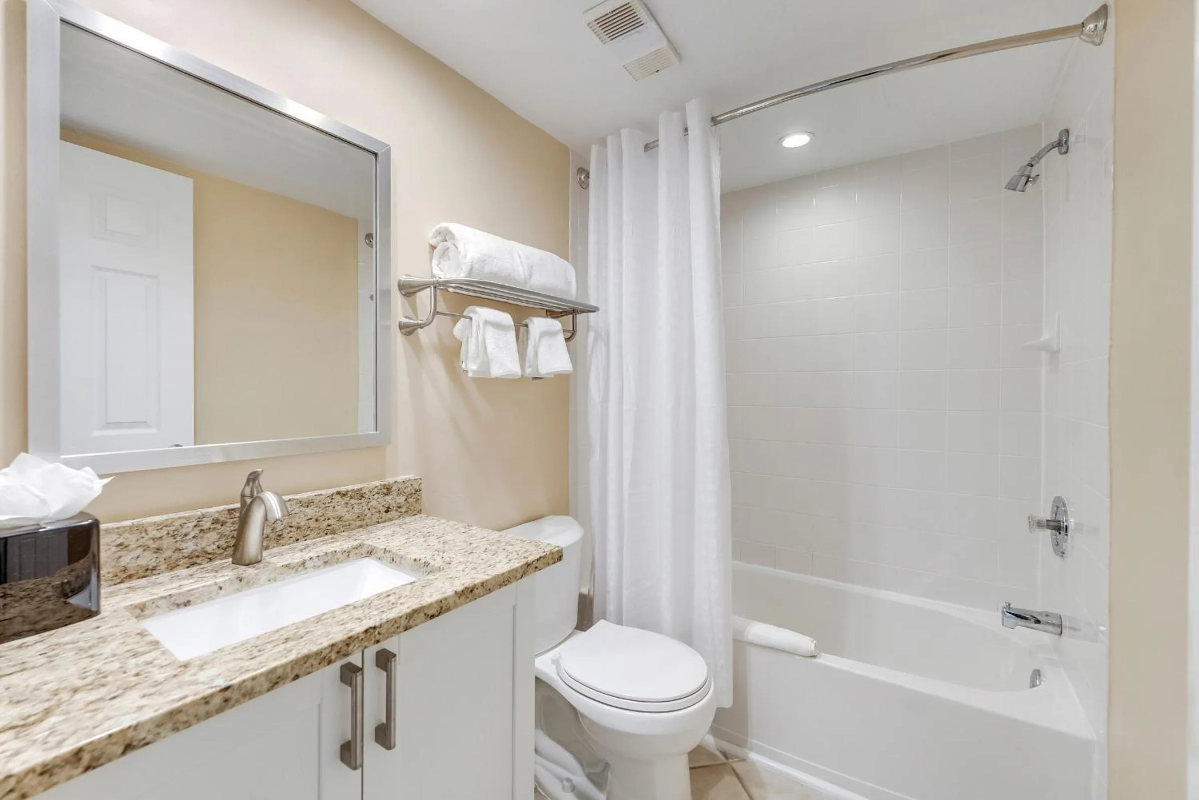 Bathroom in South Seas