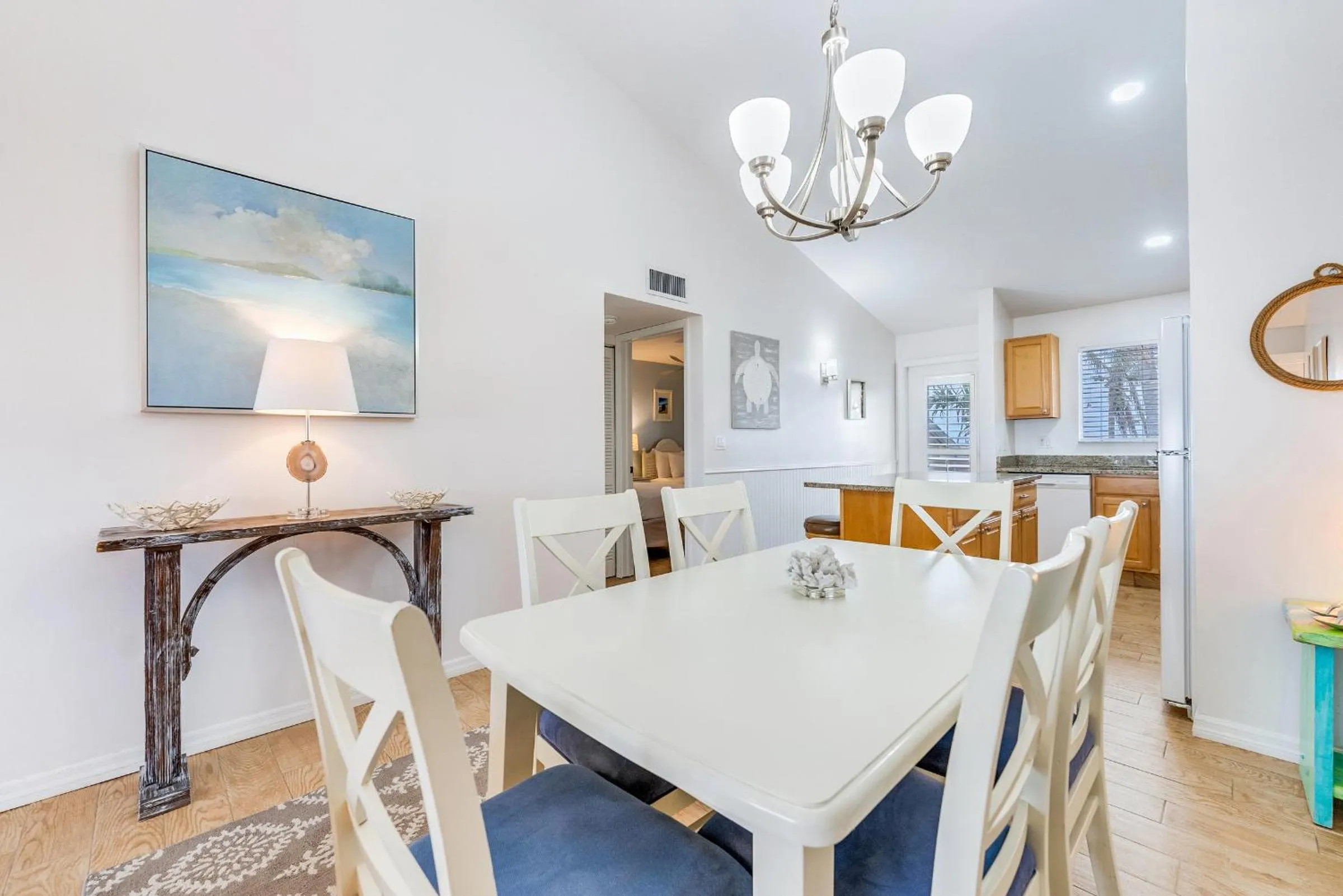 Dining area in South Seas