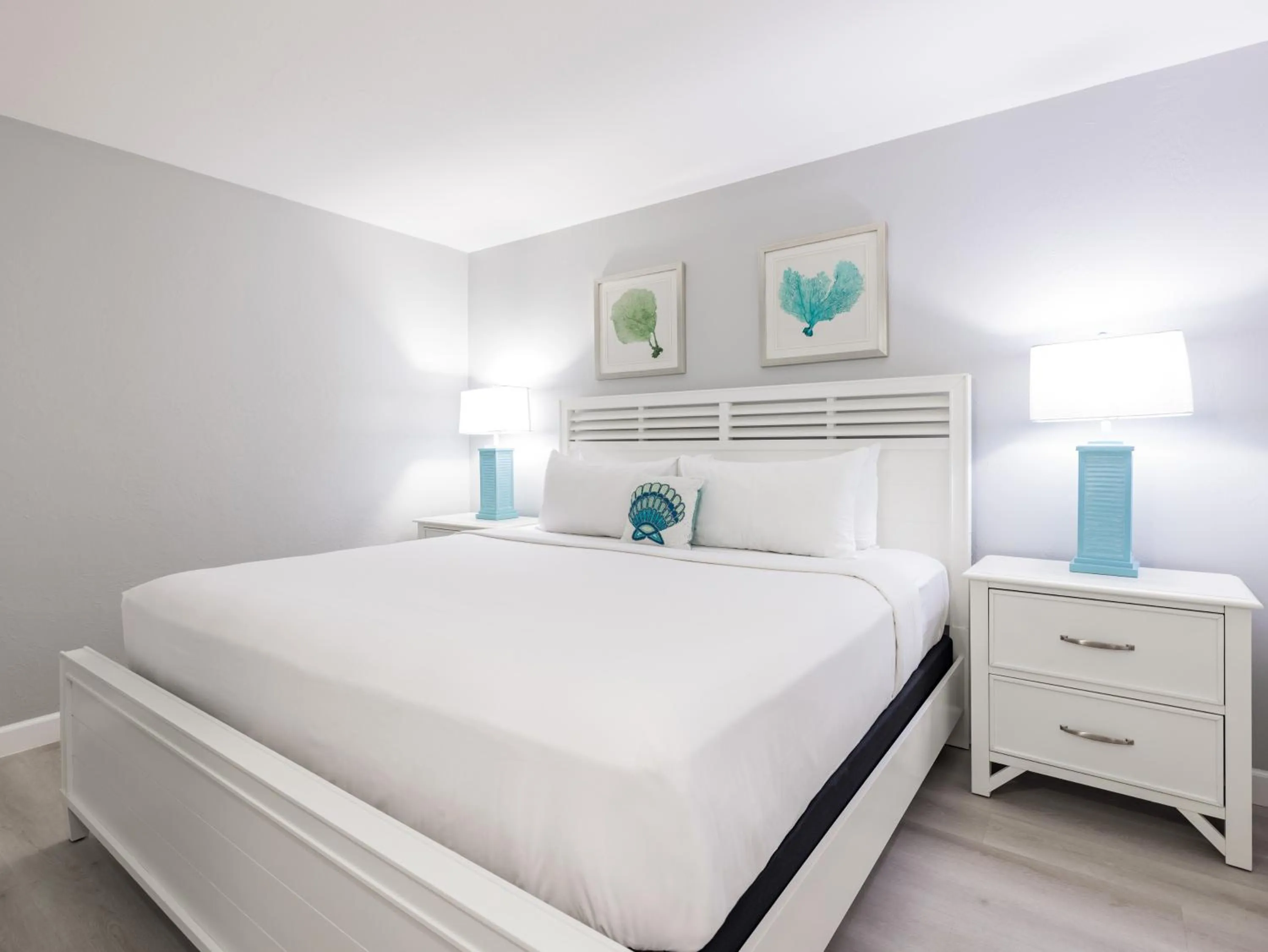 Bedroom, Bed in South Seas