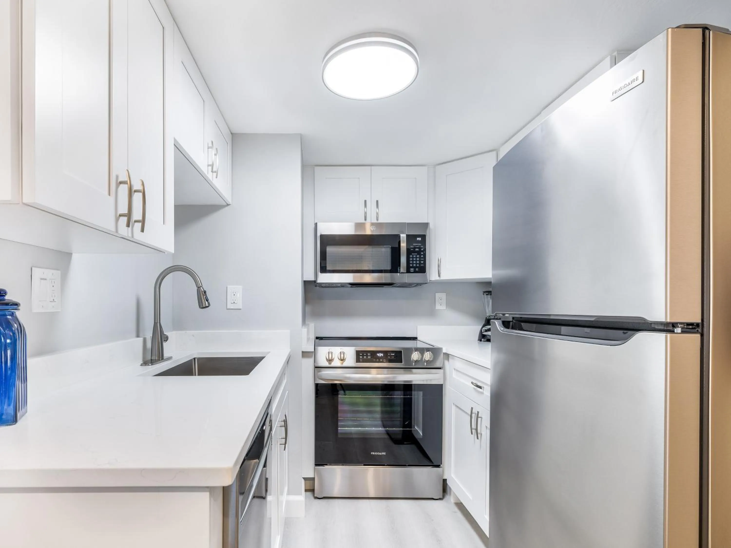 Kitchen or kitchenette in South Seas