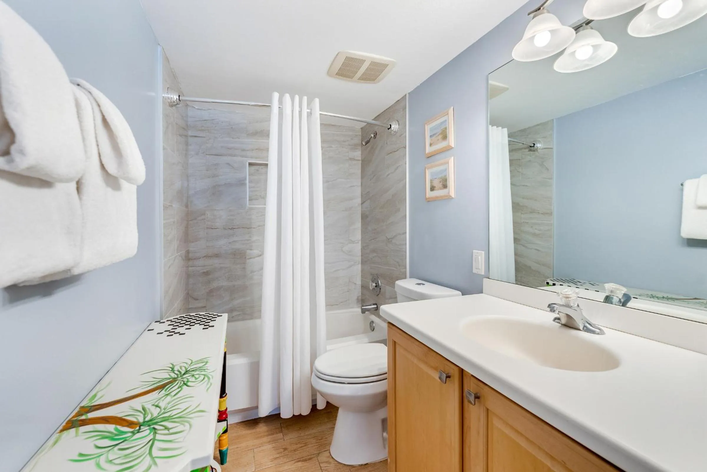 Bathroom in South Seas