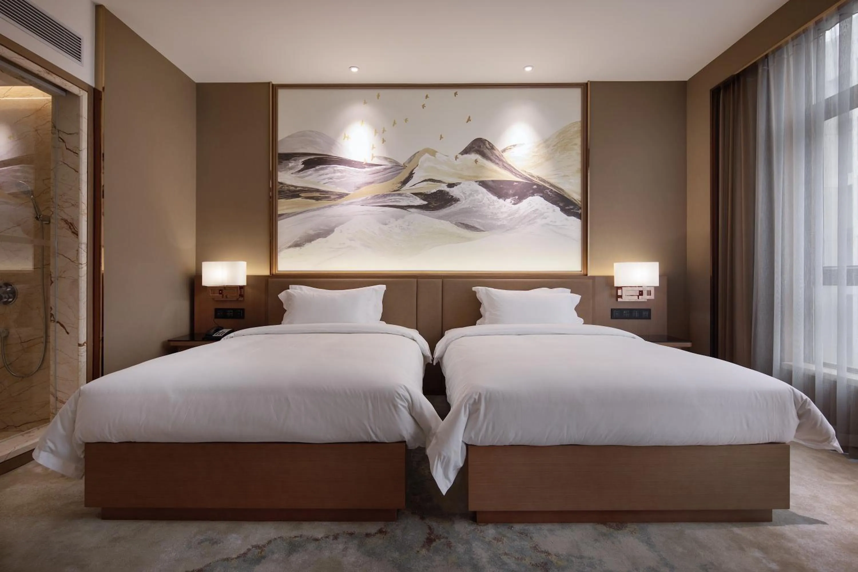 Bedroom, Bed in Jinmanfu International Hotel