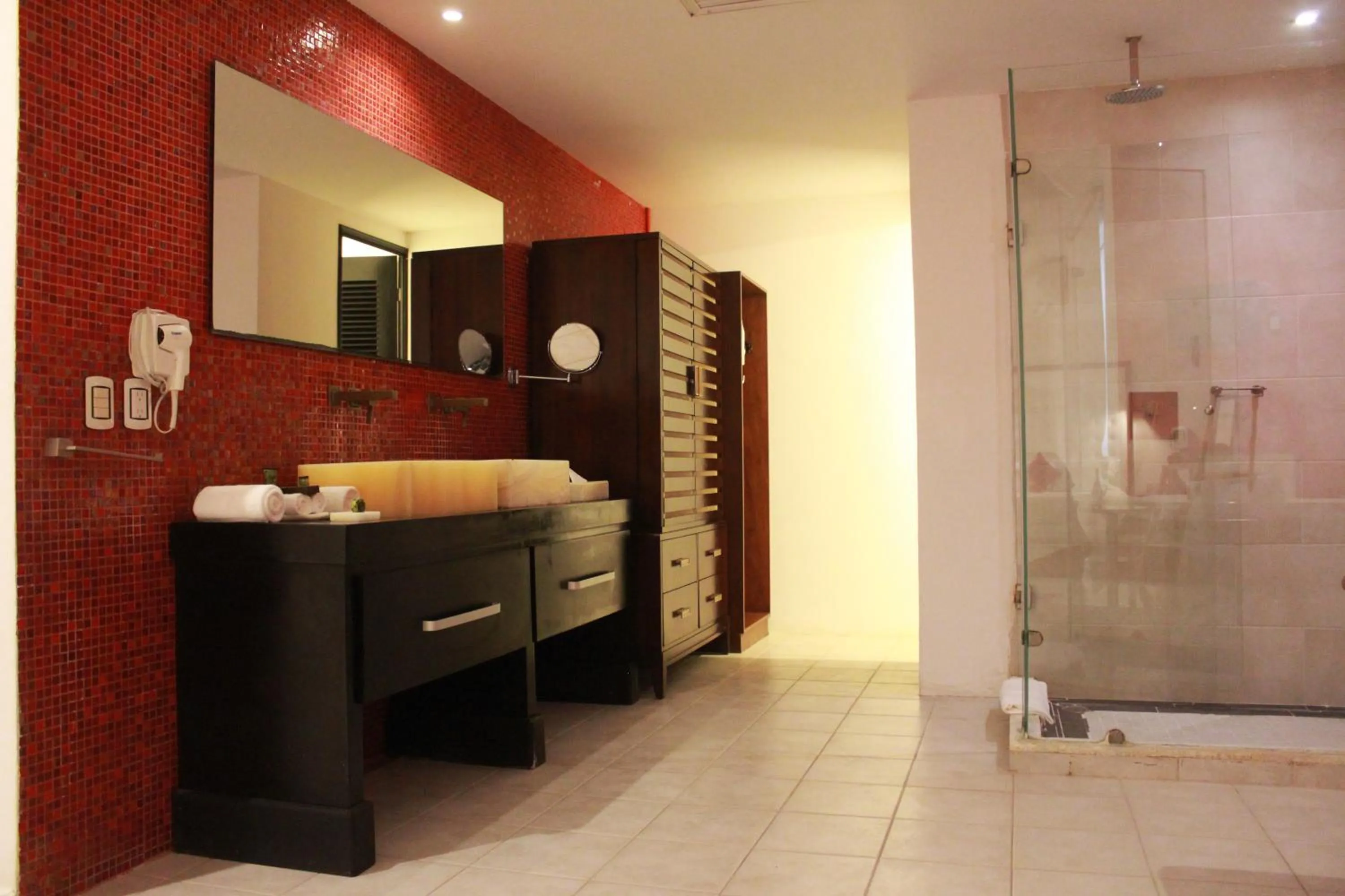 Shower in In Fashion Hotel & Spa
