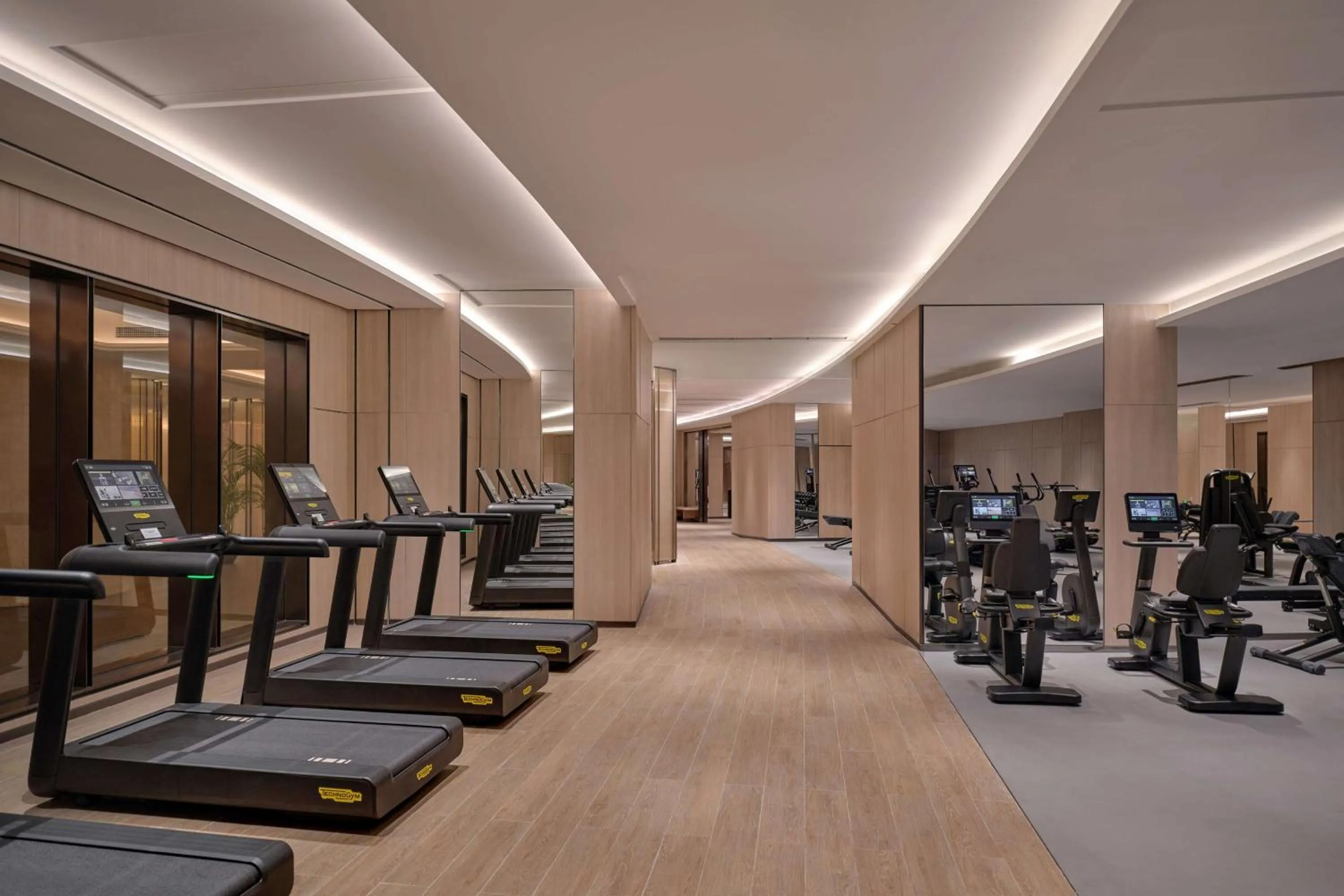 Fitness centre/facilities in Grand Hyatt Beijing