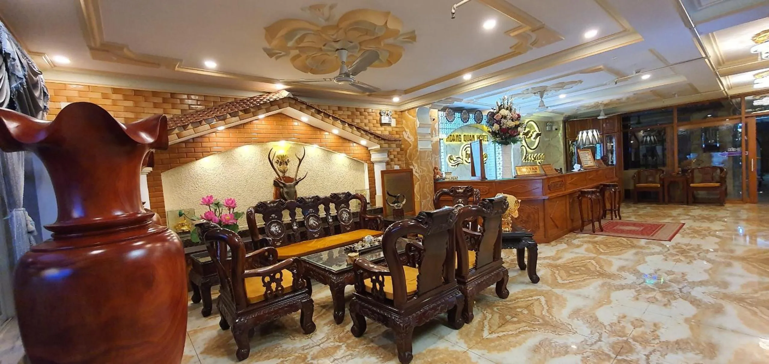 Hoàng Quân Hotel