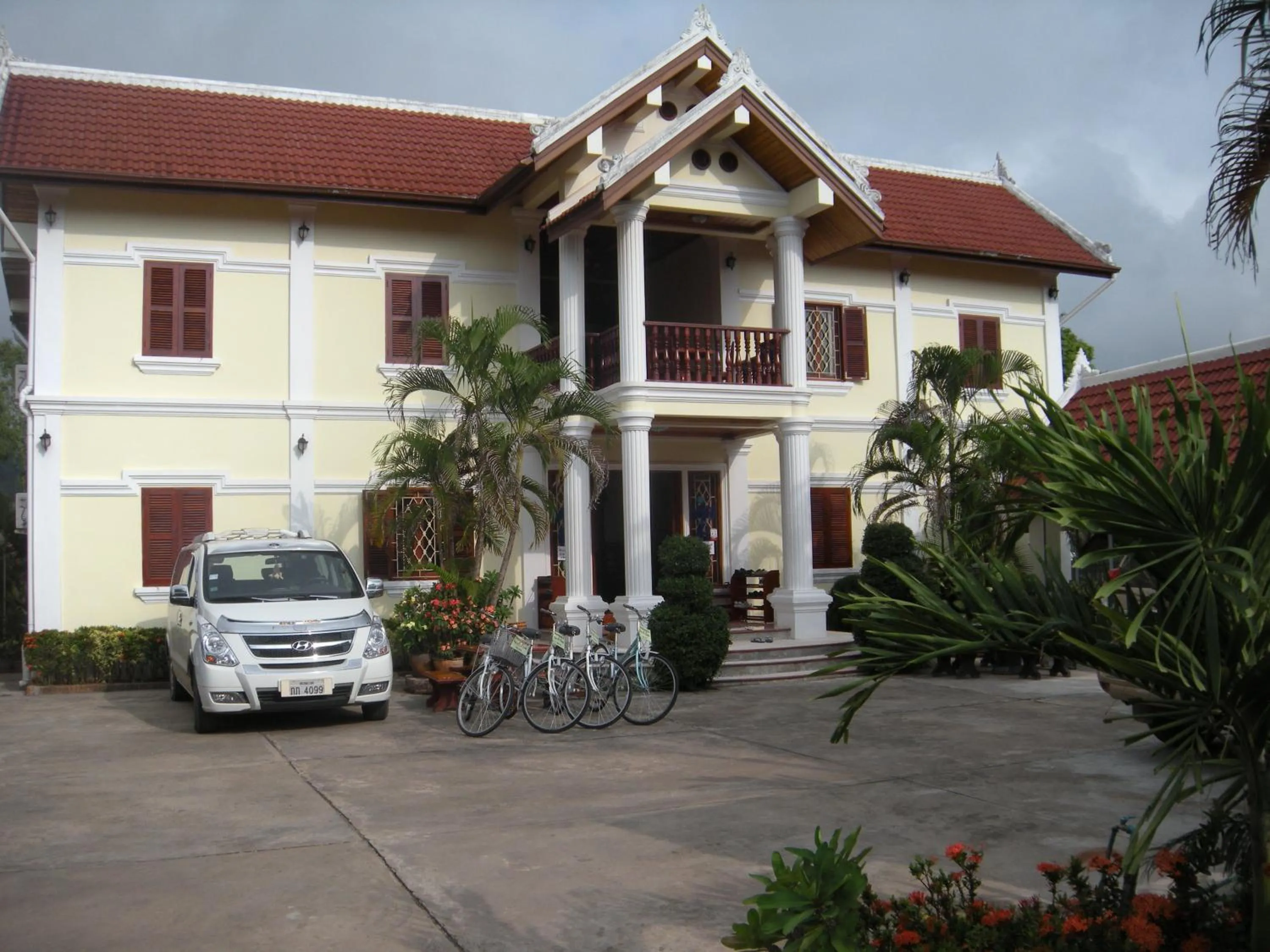 Property building in Phonepraseuth Guesthouse
