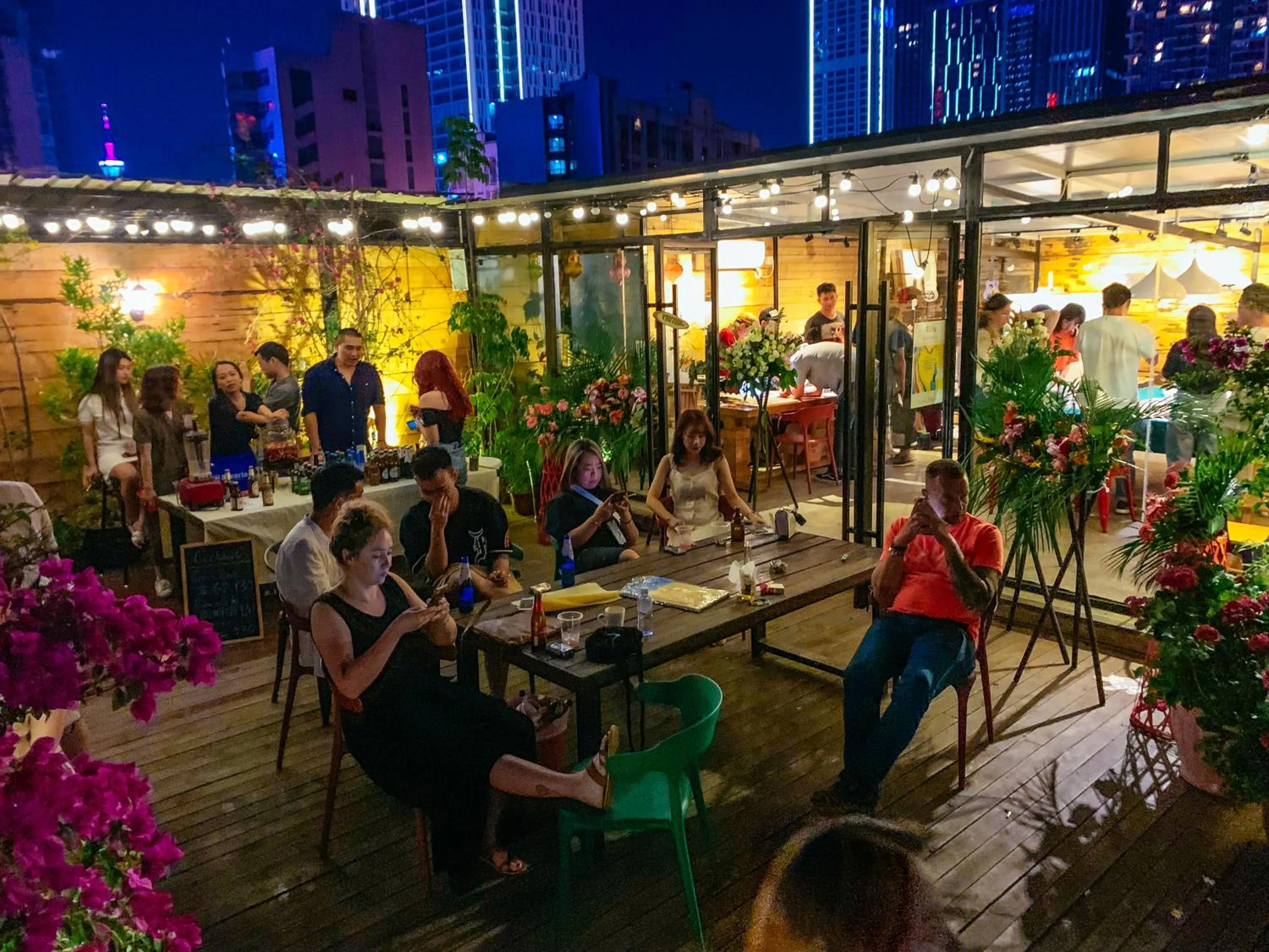 Patio in Chengdu Flipflop Hostel Poshpacker (Chunxi Road Metro Station)