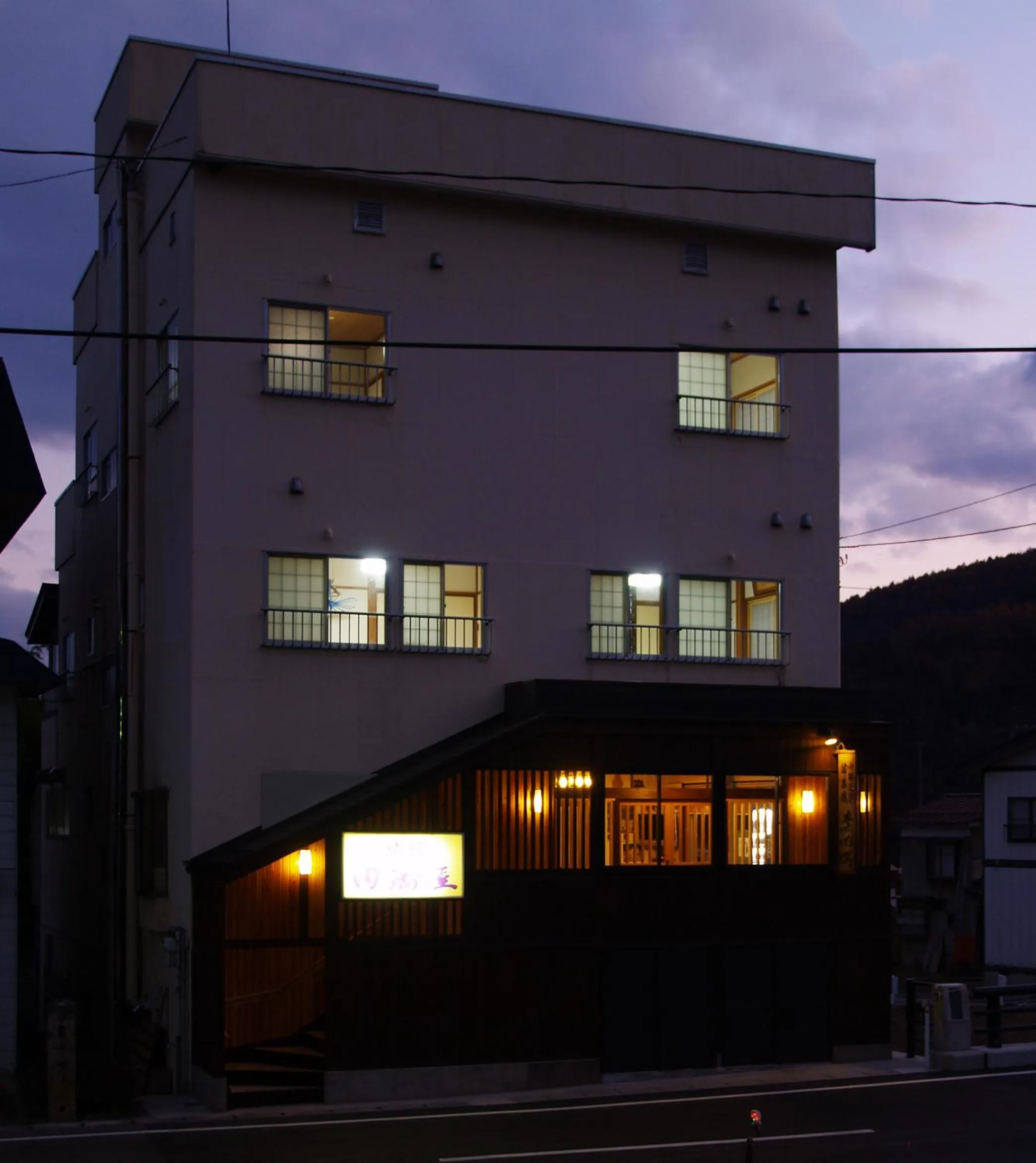 Property building in Tabataya