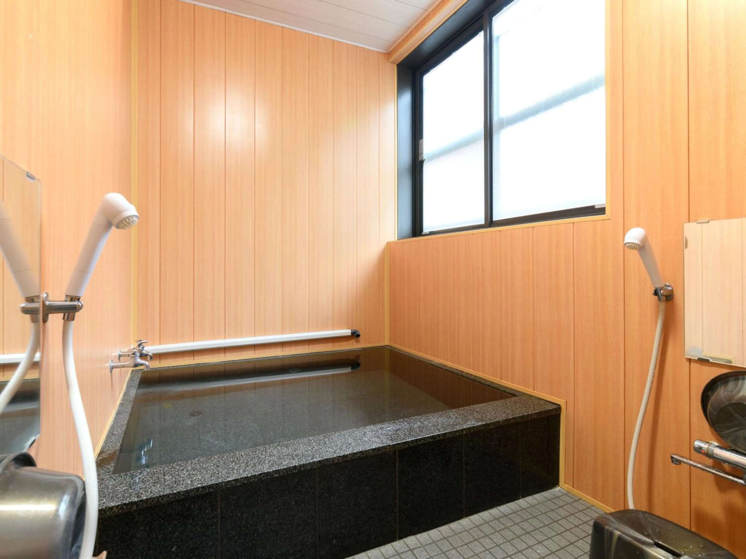 Public Bath in Tabataya