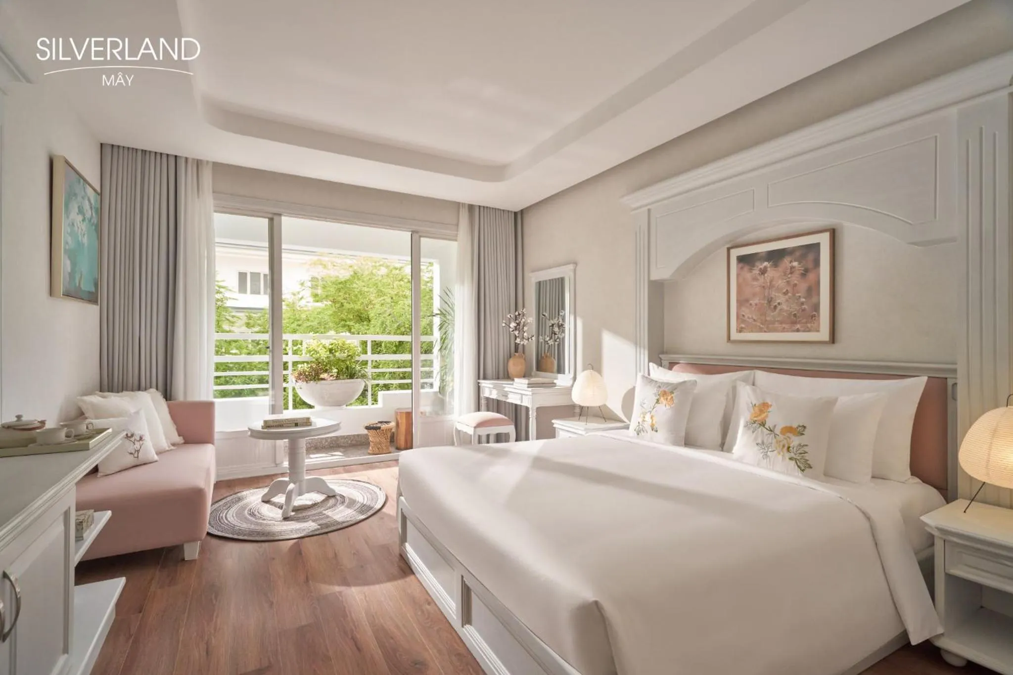 Photo of the whole room, Bed in Silverland Mây Hotel