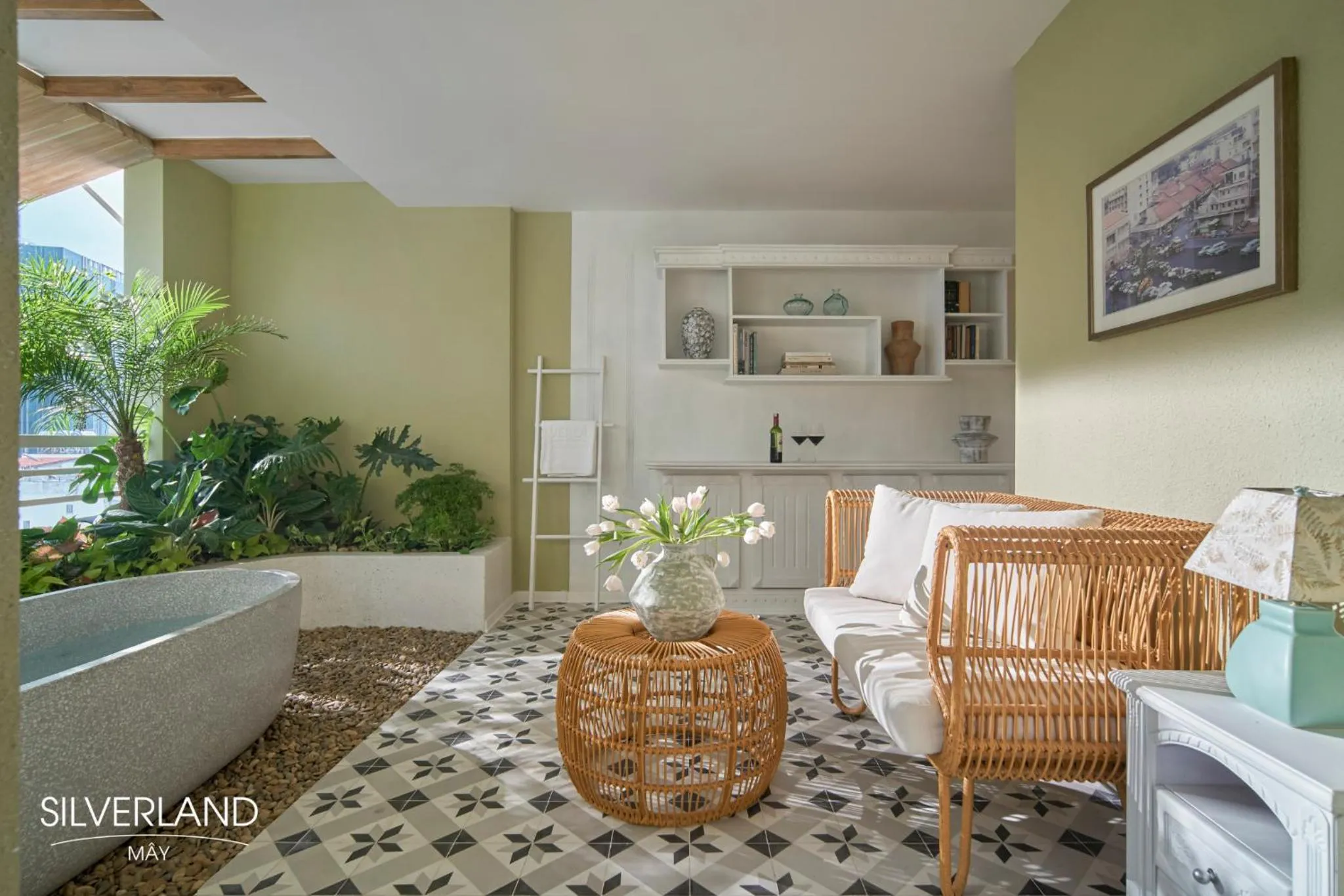 Seating area in Silverland Mây Hotel