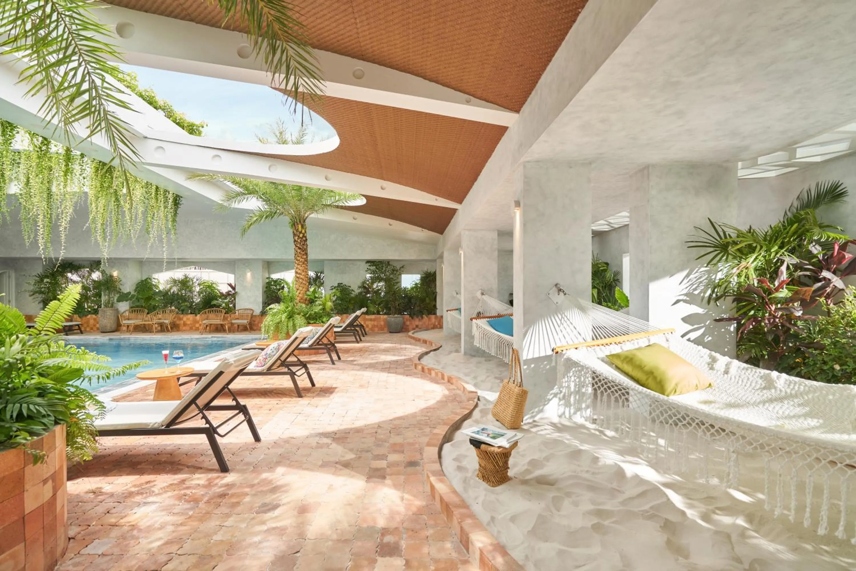 Swimming pool in Silverland Mây Hotel