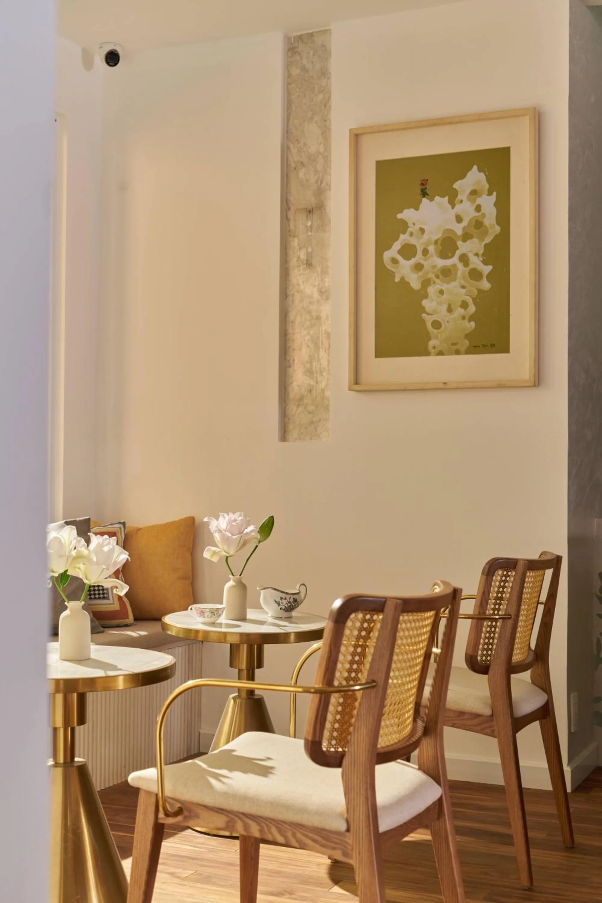 Food and drinks in Silverland Mây Hotel