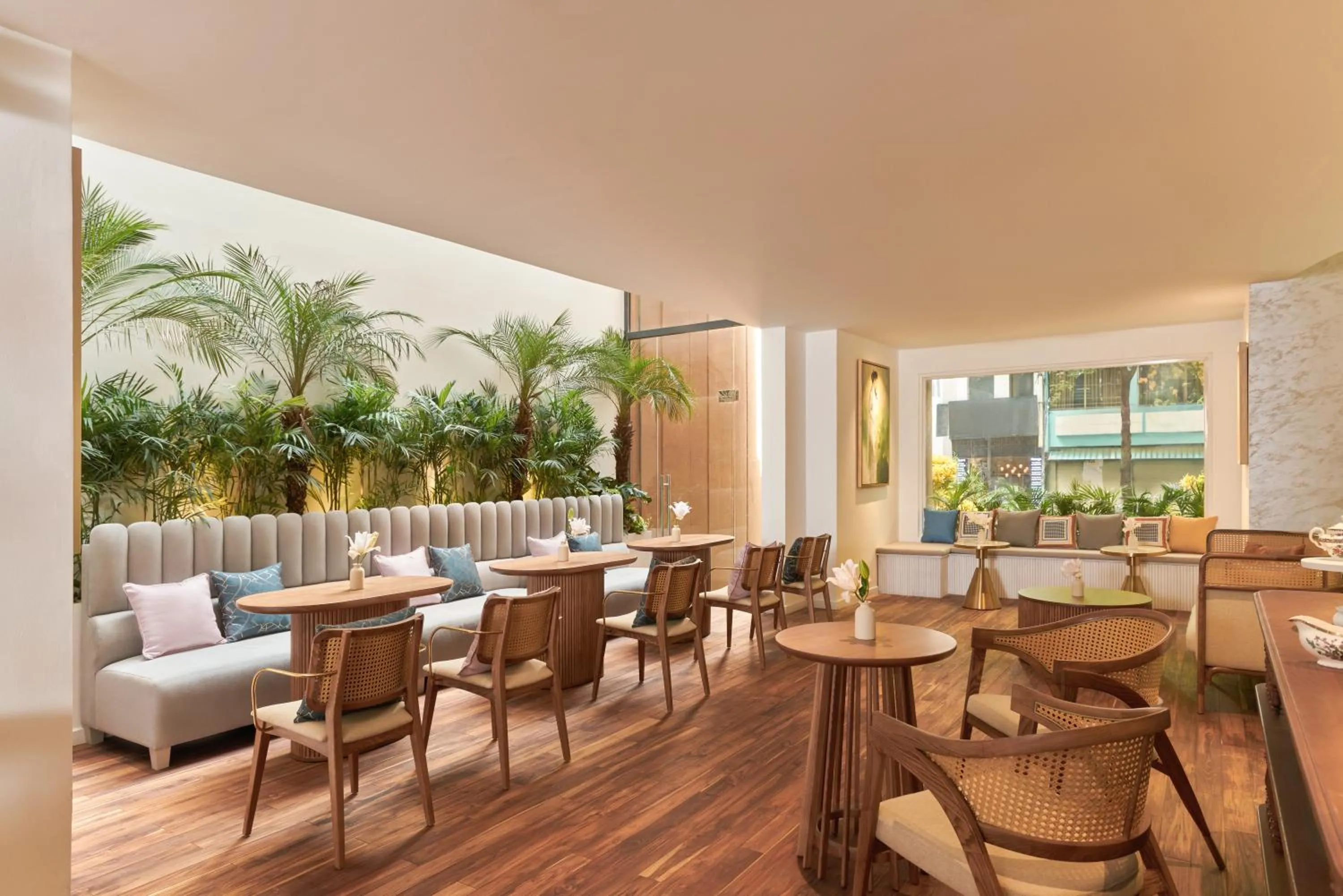 Coffee/tea facilities in Silverland Mây Hotel