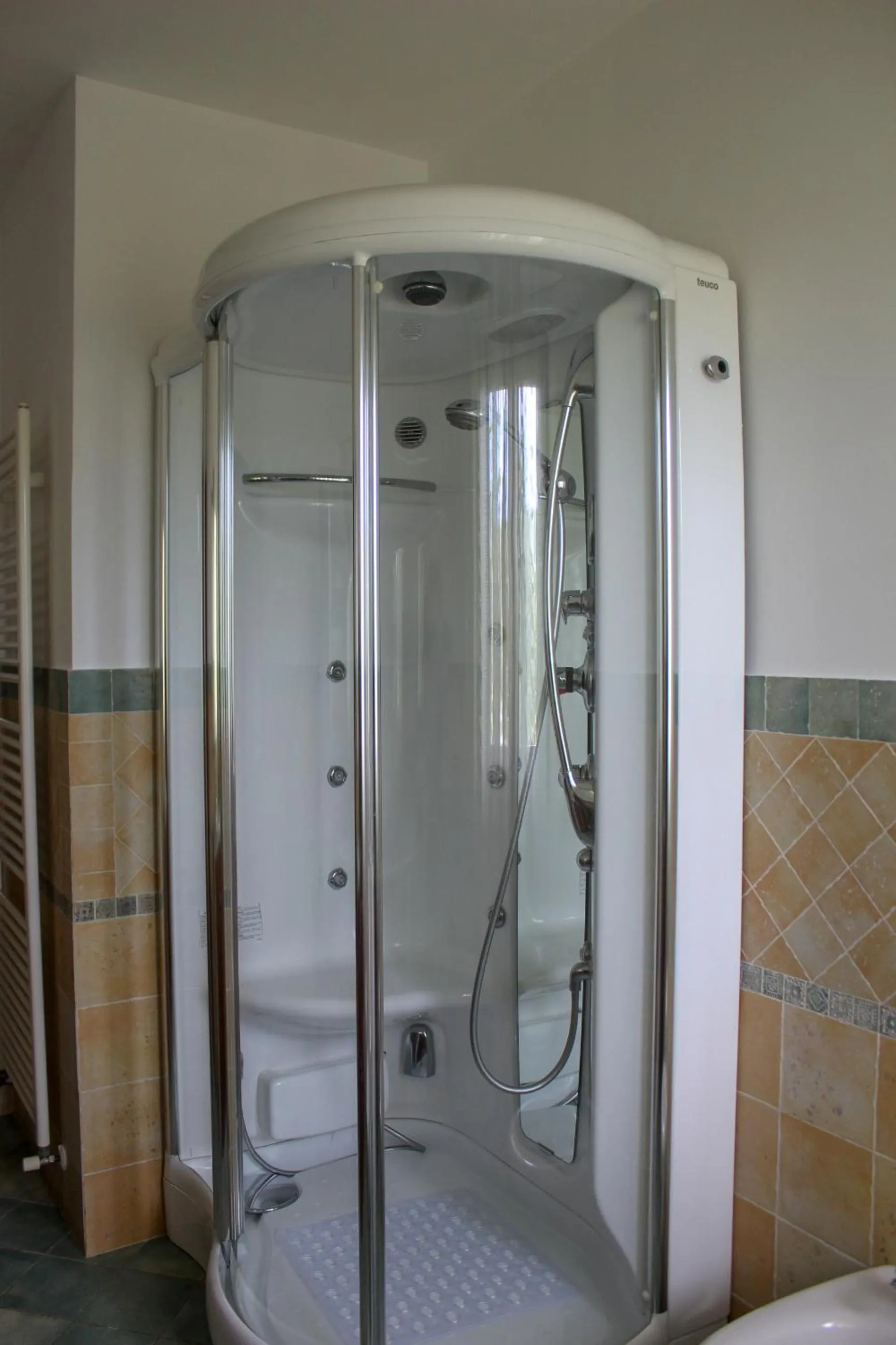 Shower in B&B La poeta