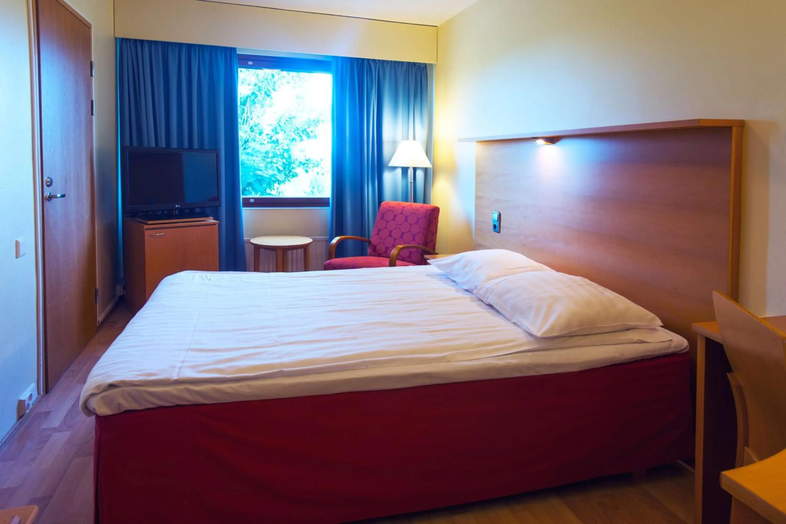 Bedroom, Bed in Scandic Kemi