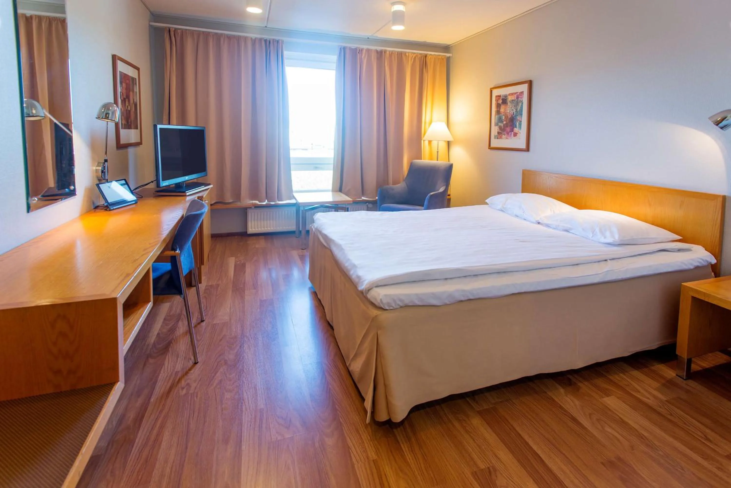 Bedroom, Bed in Scandic Kemi