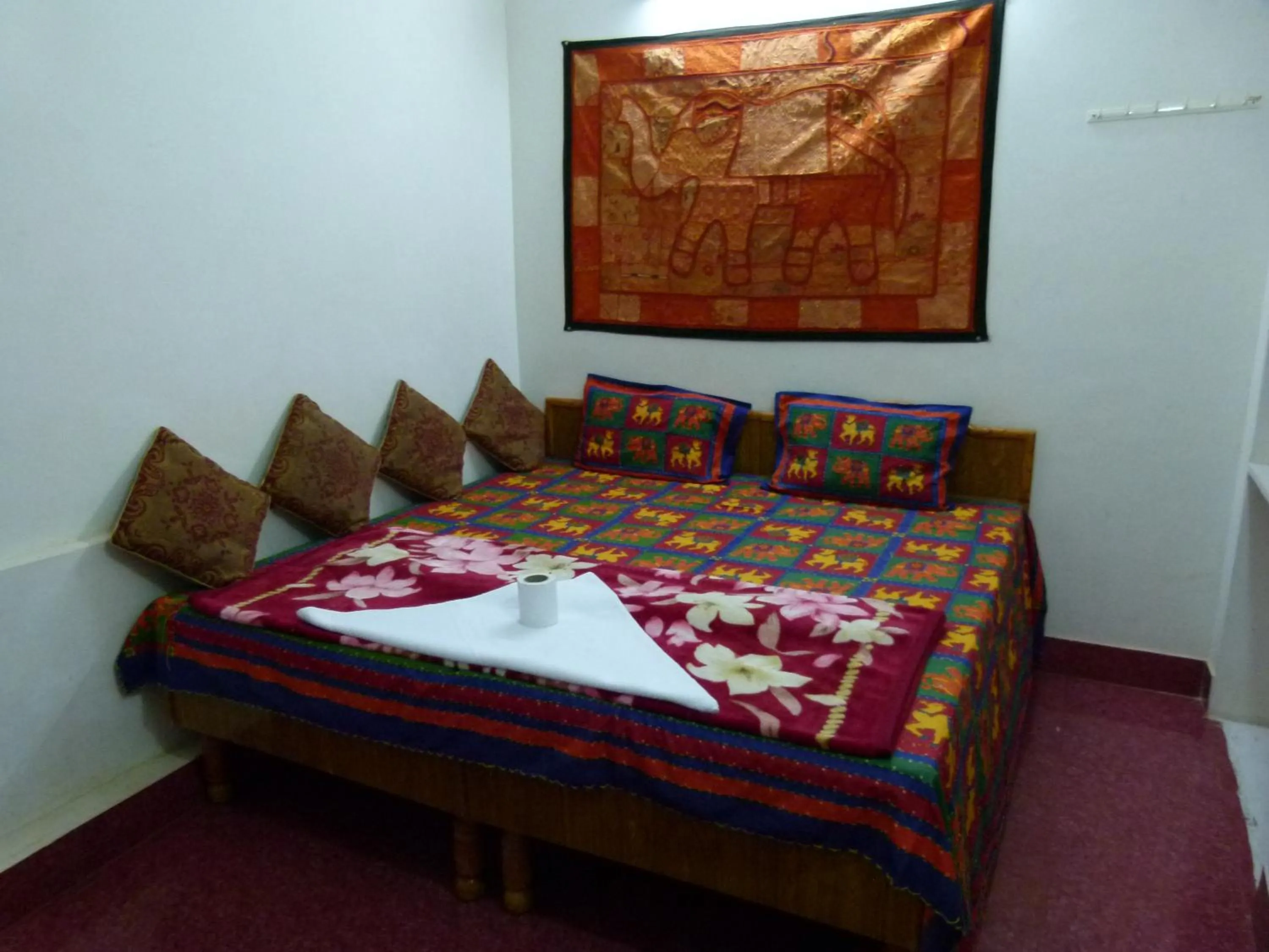 Bed in Gajanand Guest House