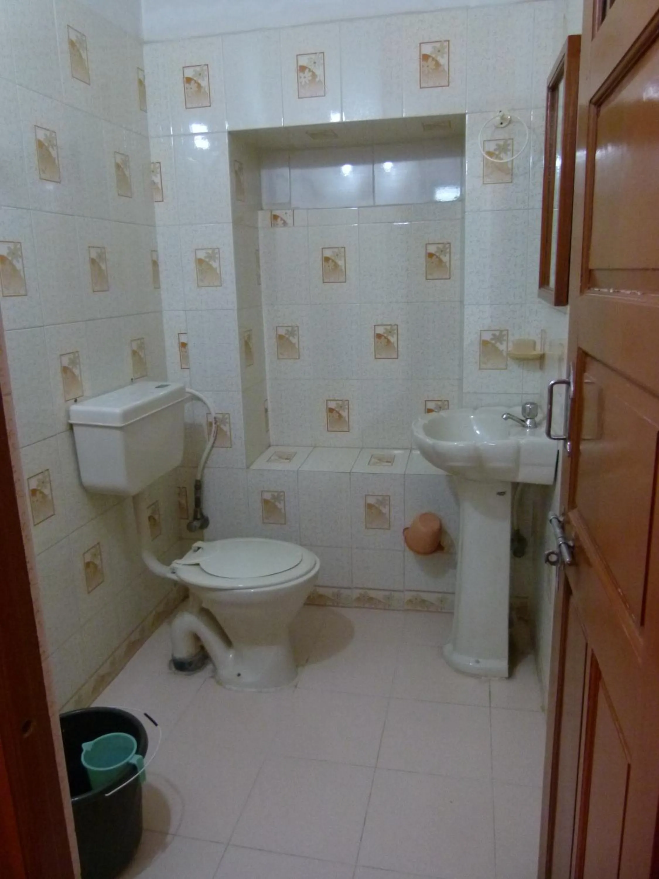 Bathroom in Gajanand Guest House