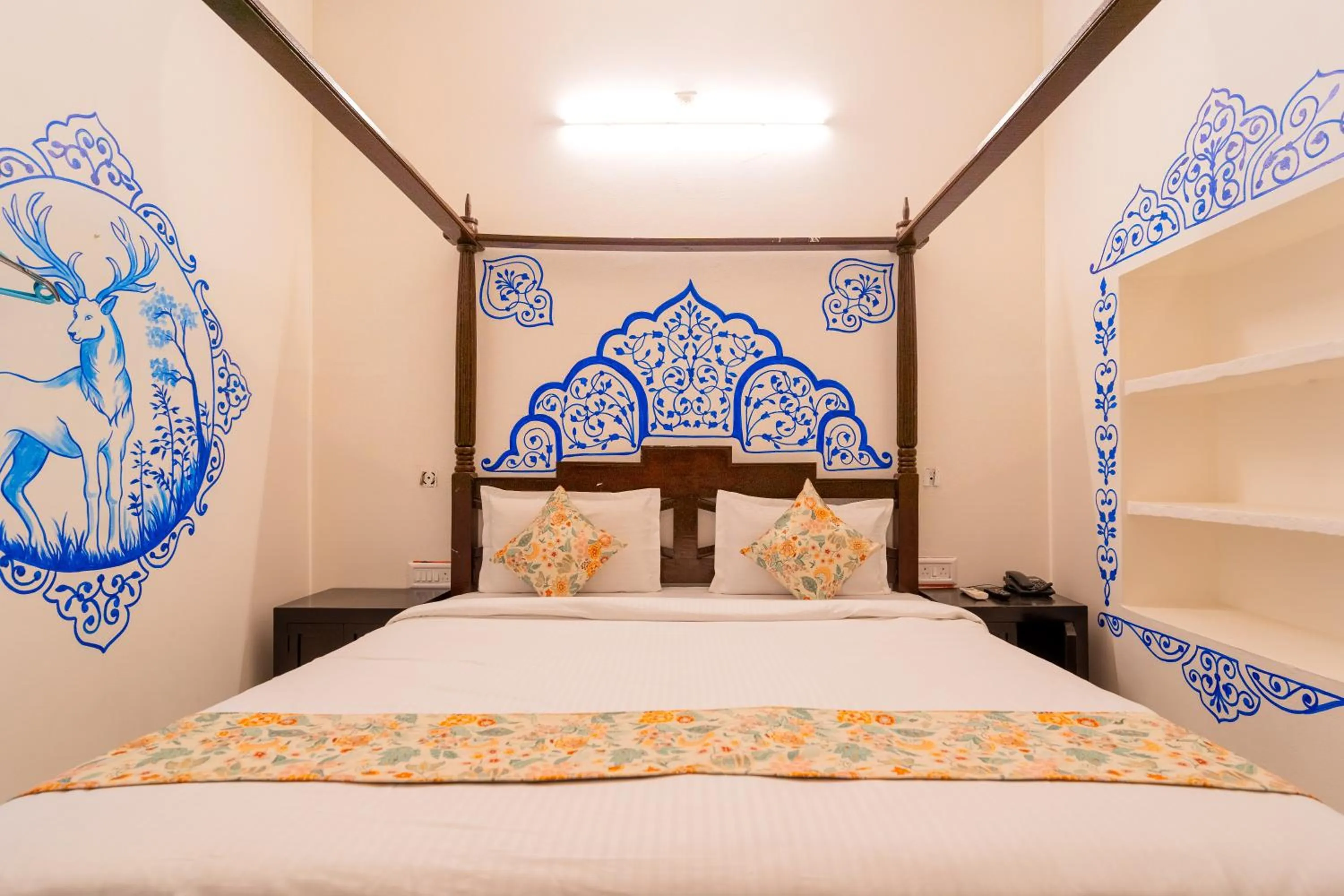 Bed in Storica Stays Panorama Haveli Udaipur