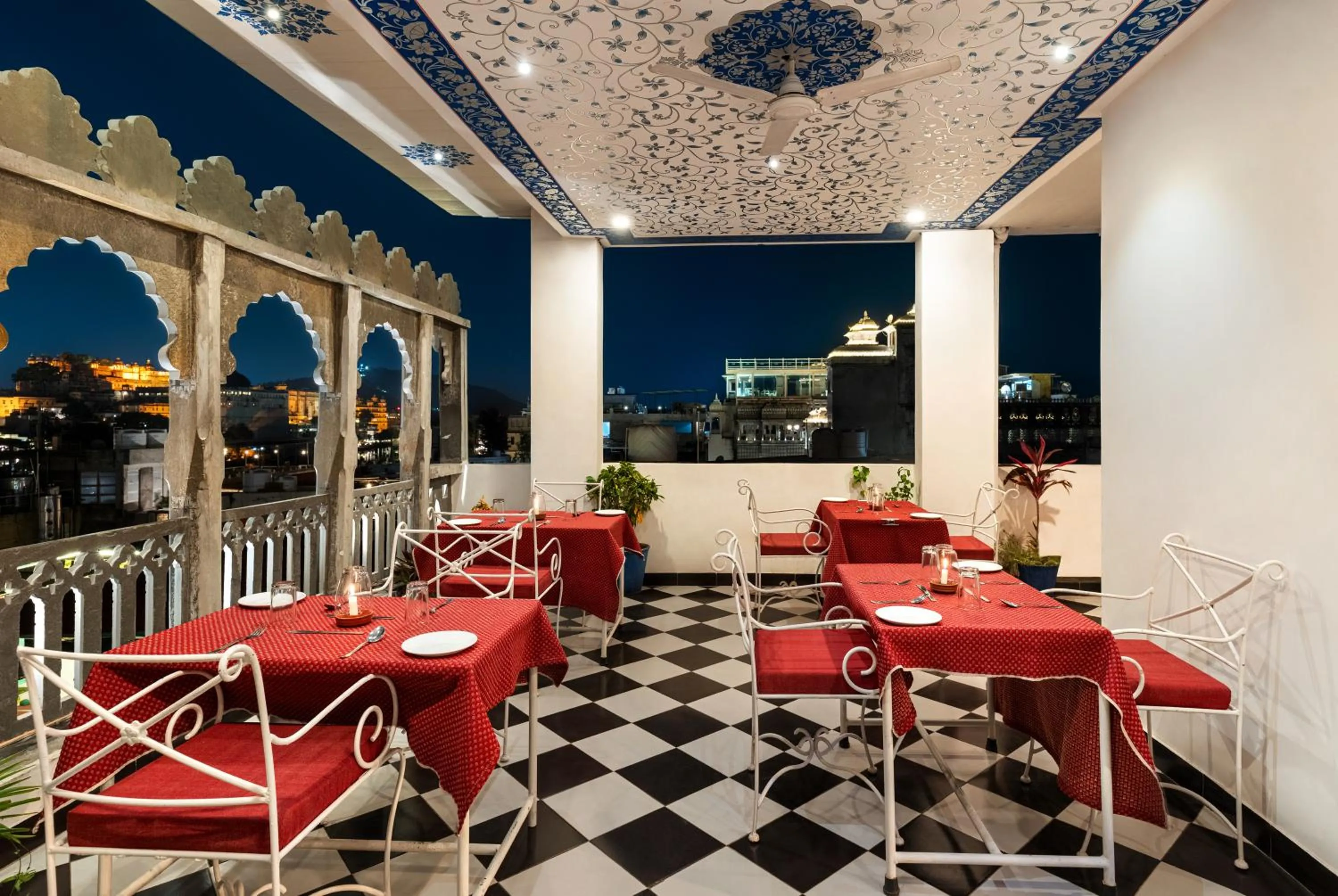 Restaurant/places to eat in Storica Stays Panorama Haveli Udaipur