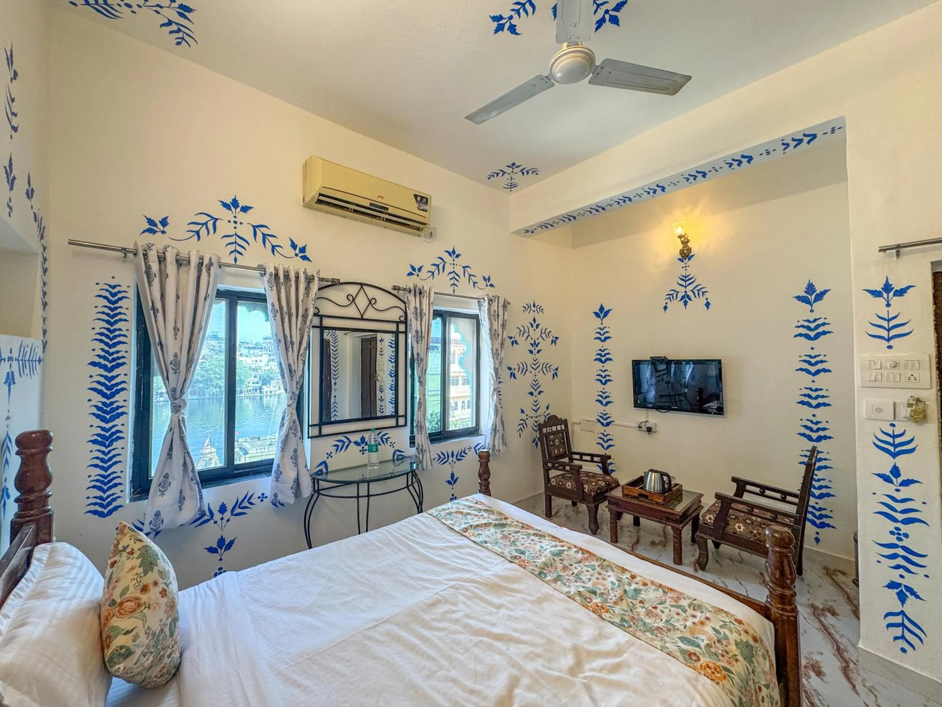 Bedroom, Bed in Storica Stays Panorama Haveli Udaipur