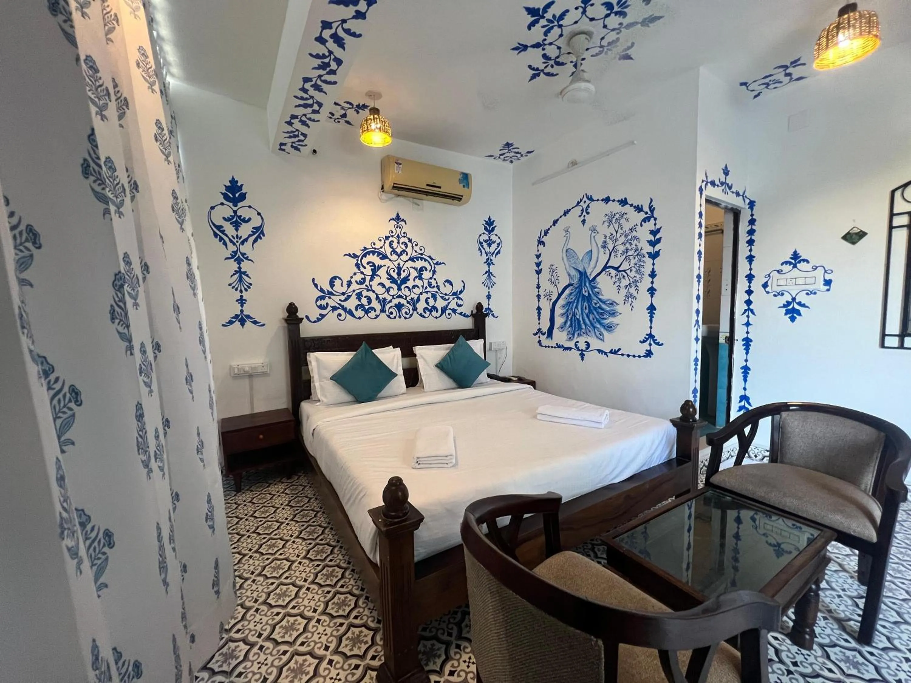 Bed in Storica Stays Panorama Haveli Udaipur