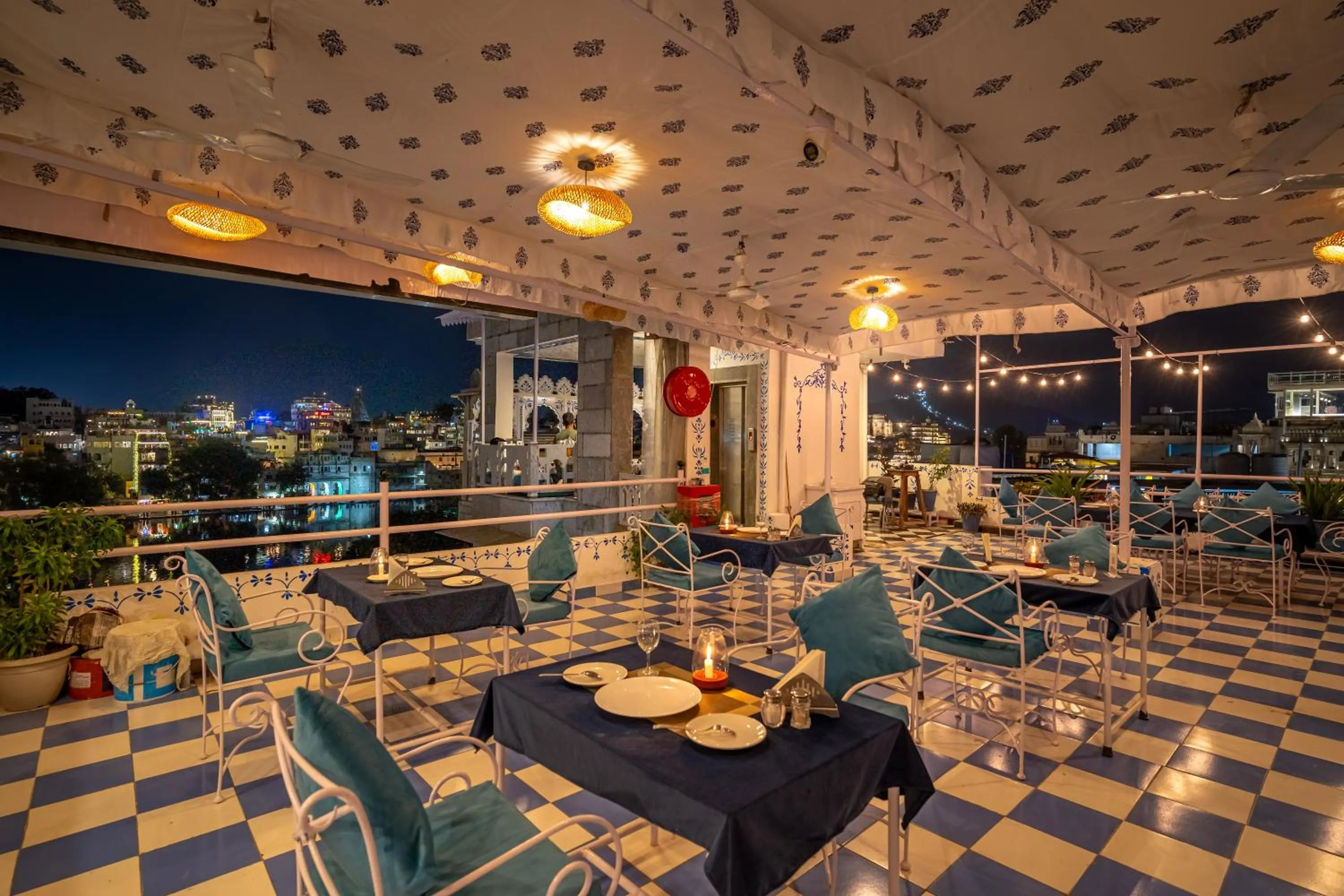 Restaurant/places to eat in Storica Stays Panorama Haveli Udaipur