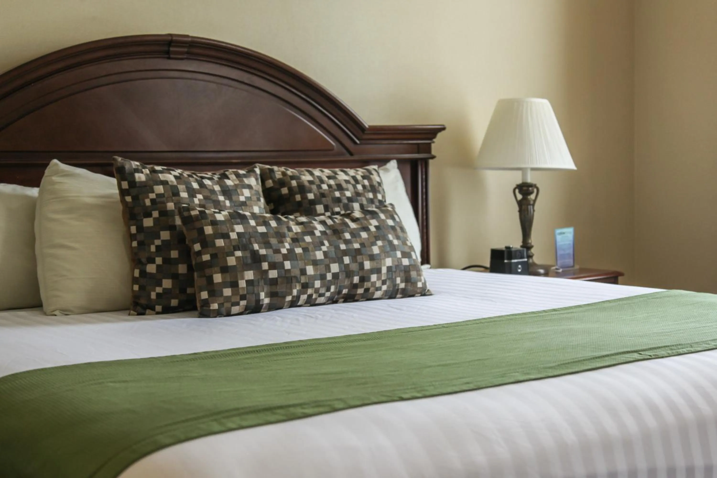 Bed in The Conwell Inn