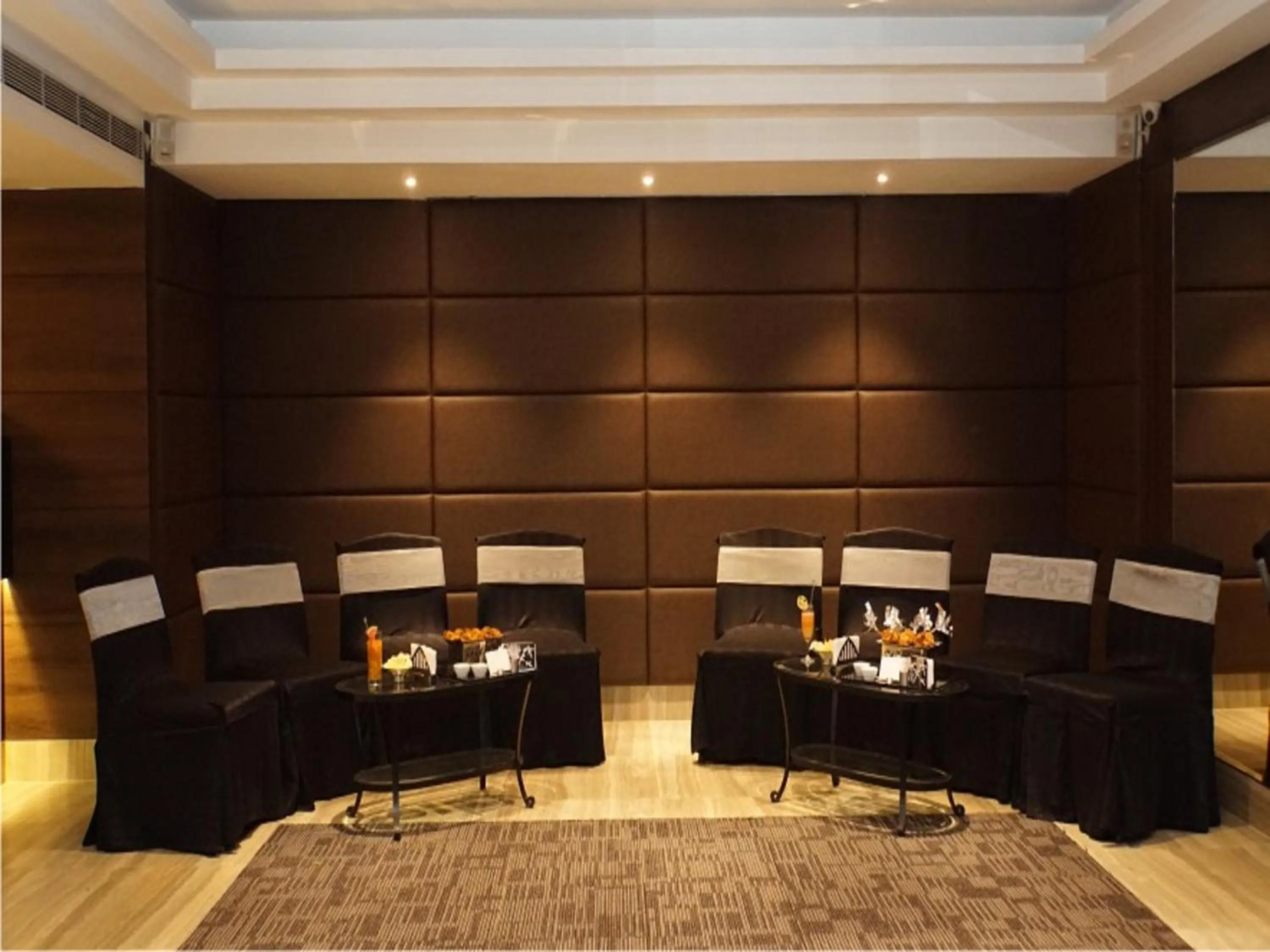 Meeting/conference room in The Sonnet Jamshedpur