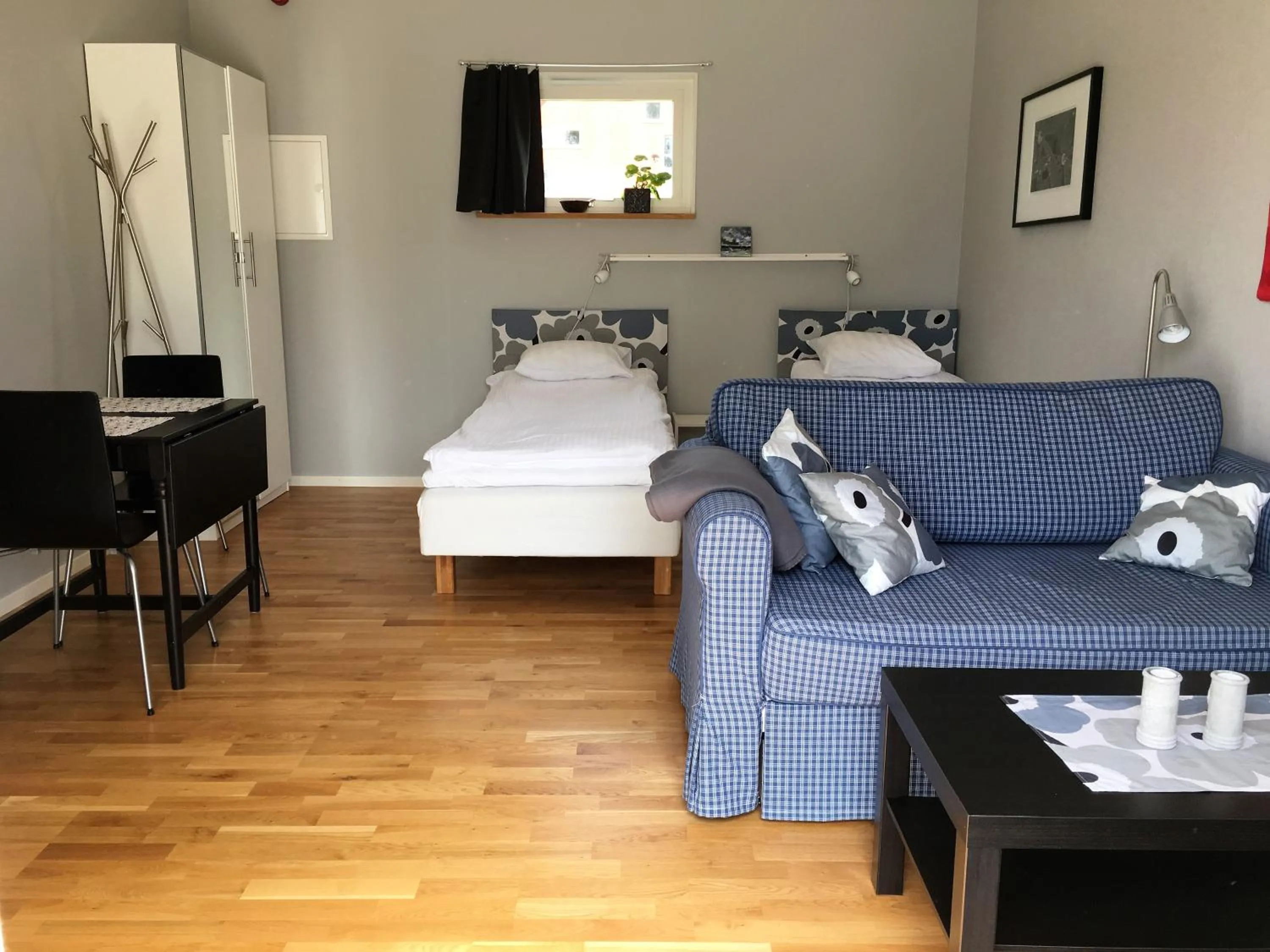 Photo of the whole room, Bed in Ljungs Fem Rum