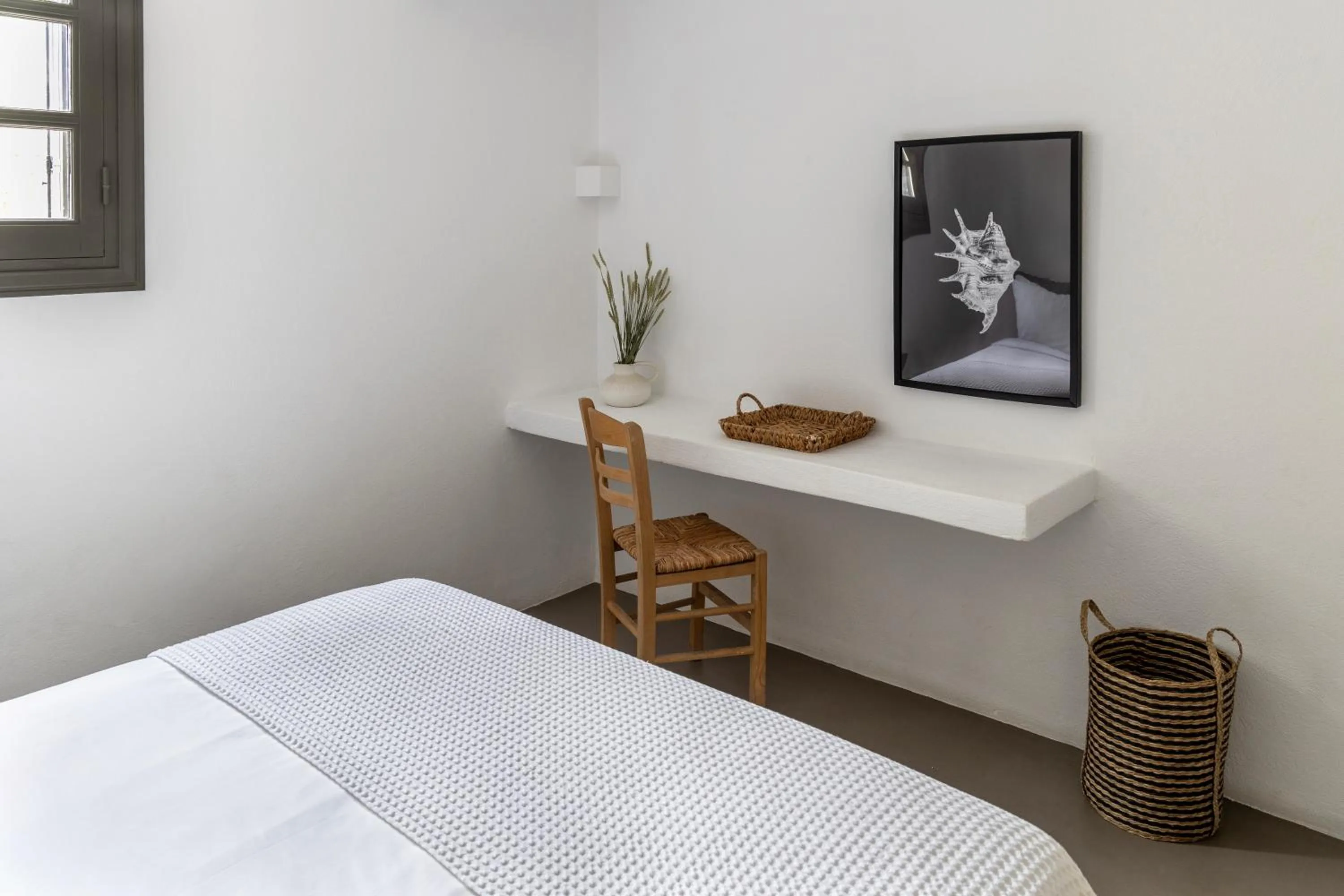 Bed in Acron Villas Paros