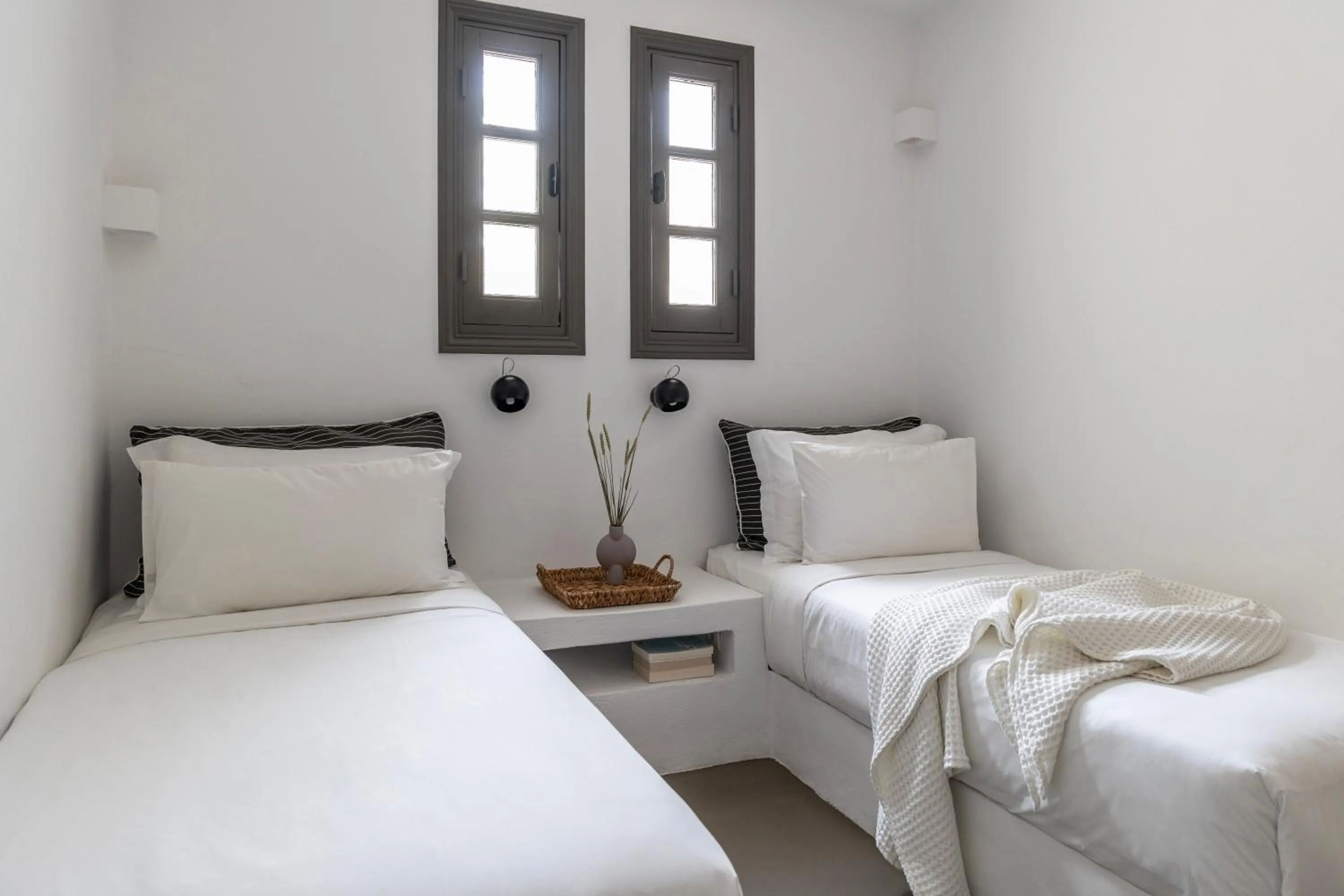 Bed in Acron Villas Paros