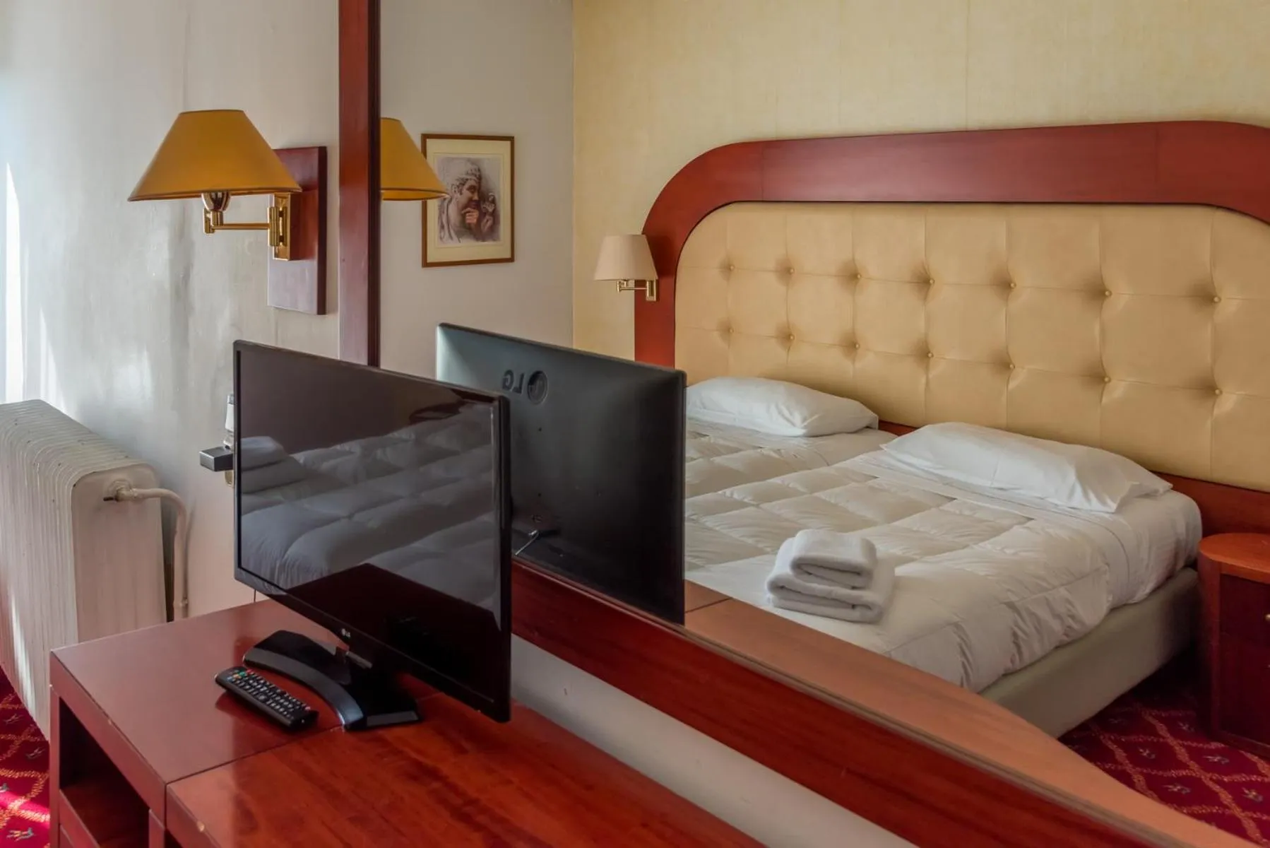 Bedroom, Bed in Alexios Hotel