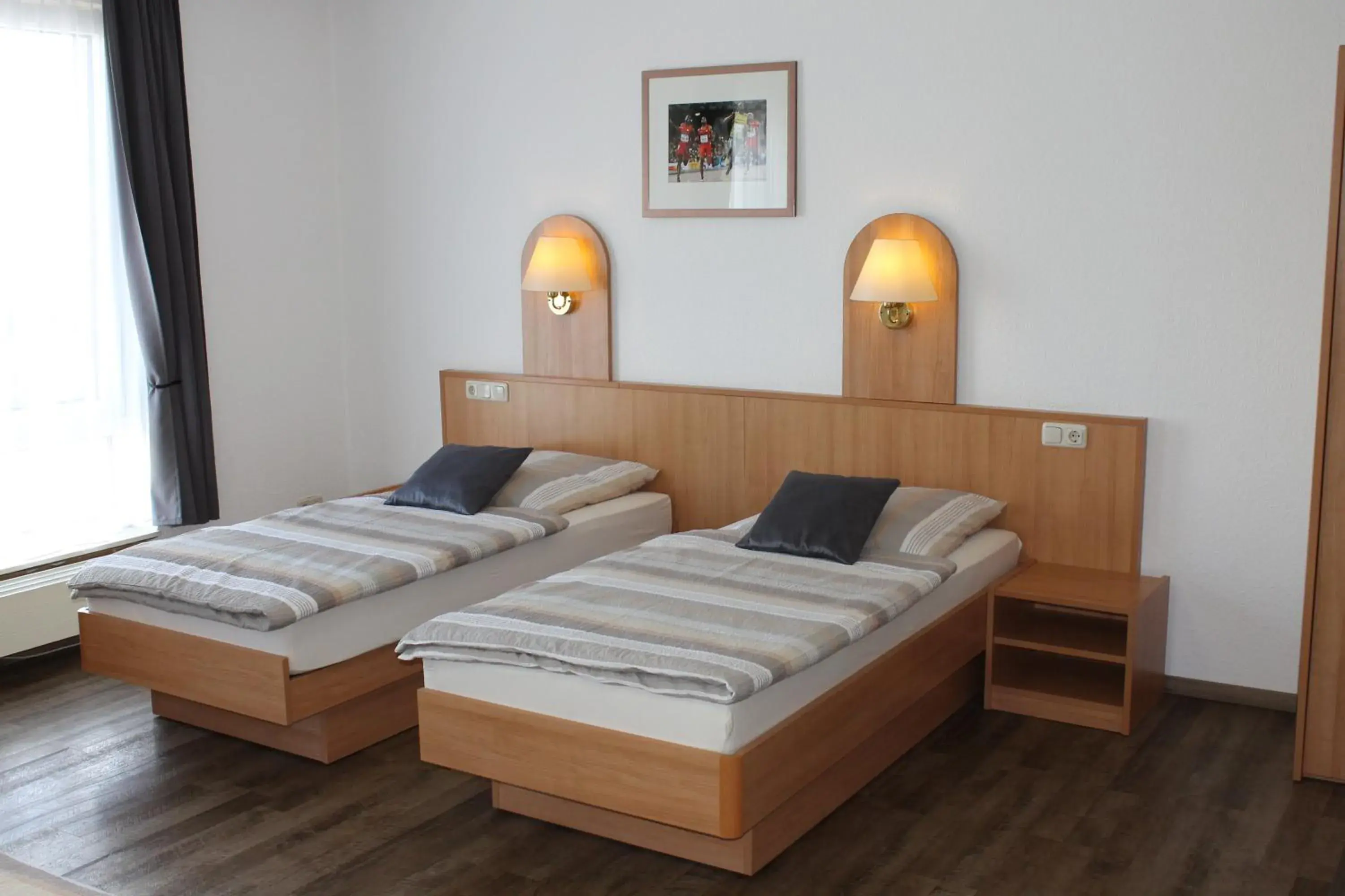 Deluxe Double Room with Shower in TOTO's Gasthaus Deluxe Double Room with Shower in TOTO's Gasthaus