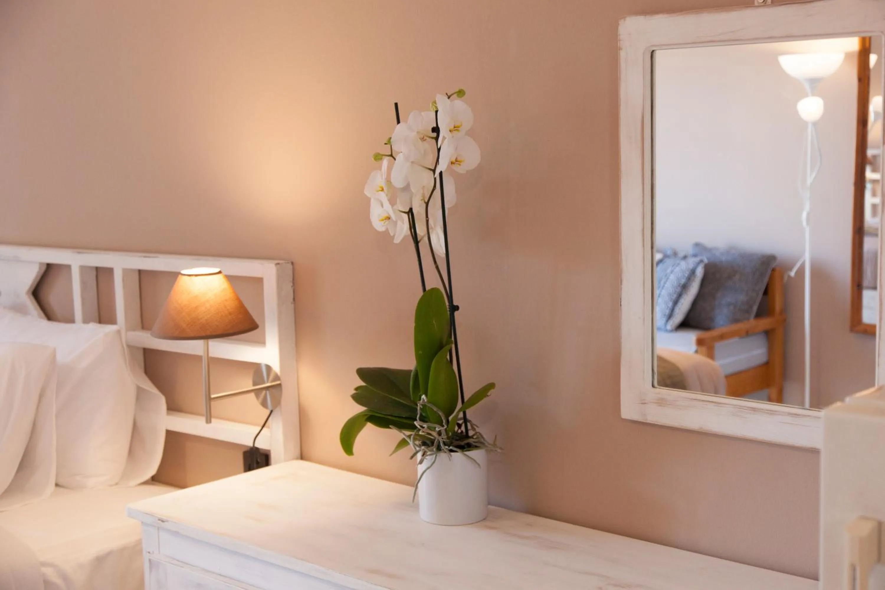 Decorative detail in Mojito Elegant Studios