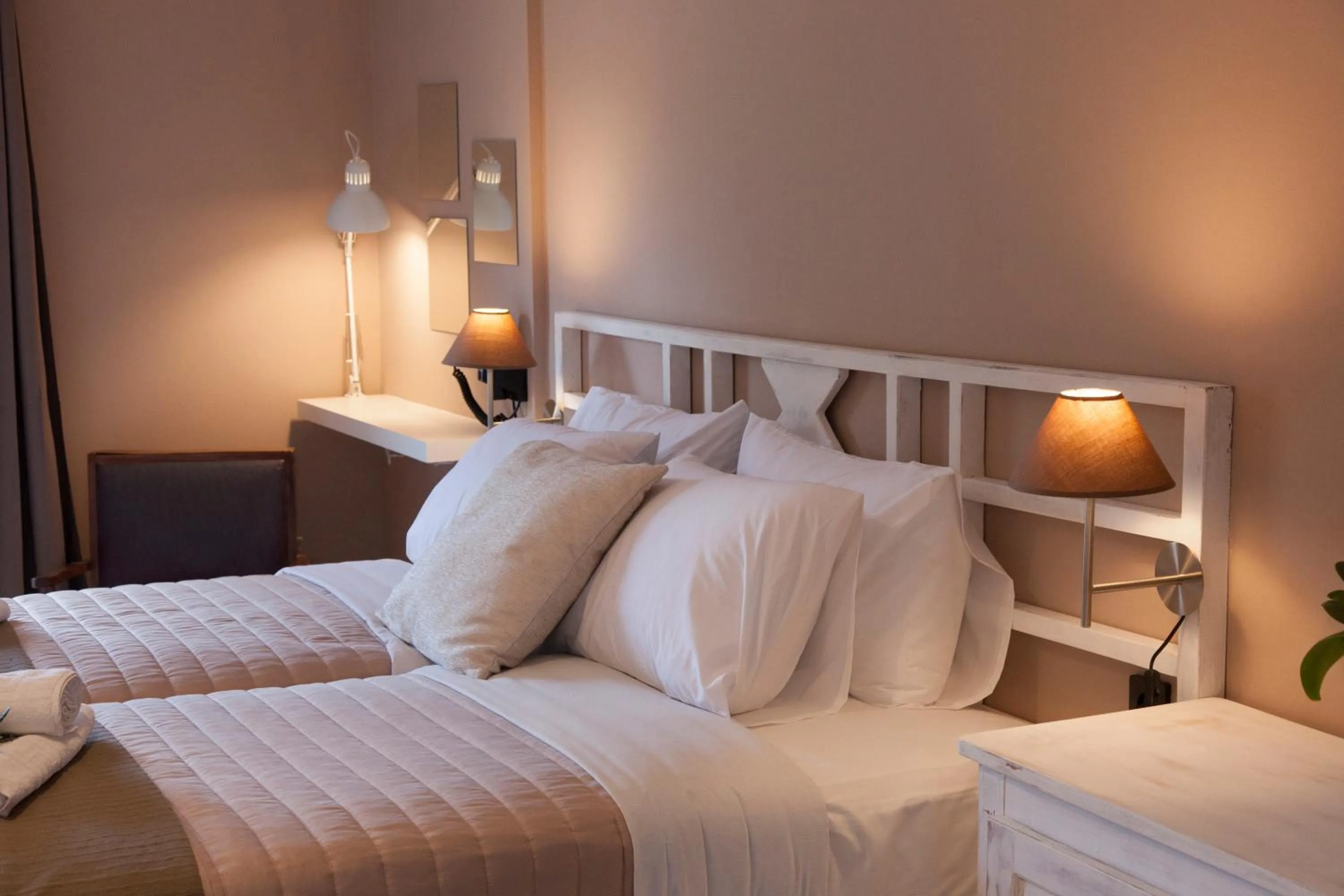 Bed in Mojito Elegant Studios