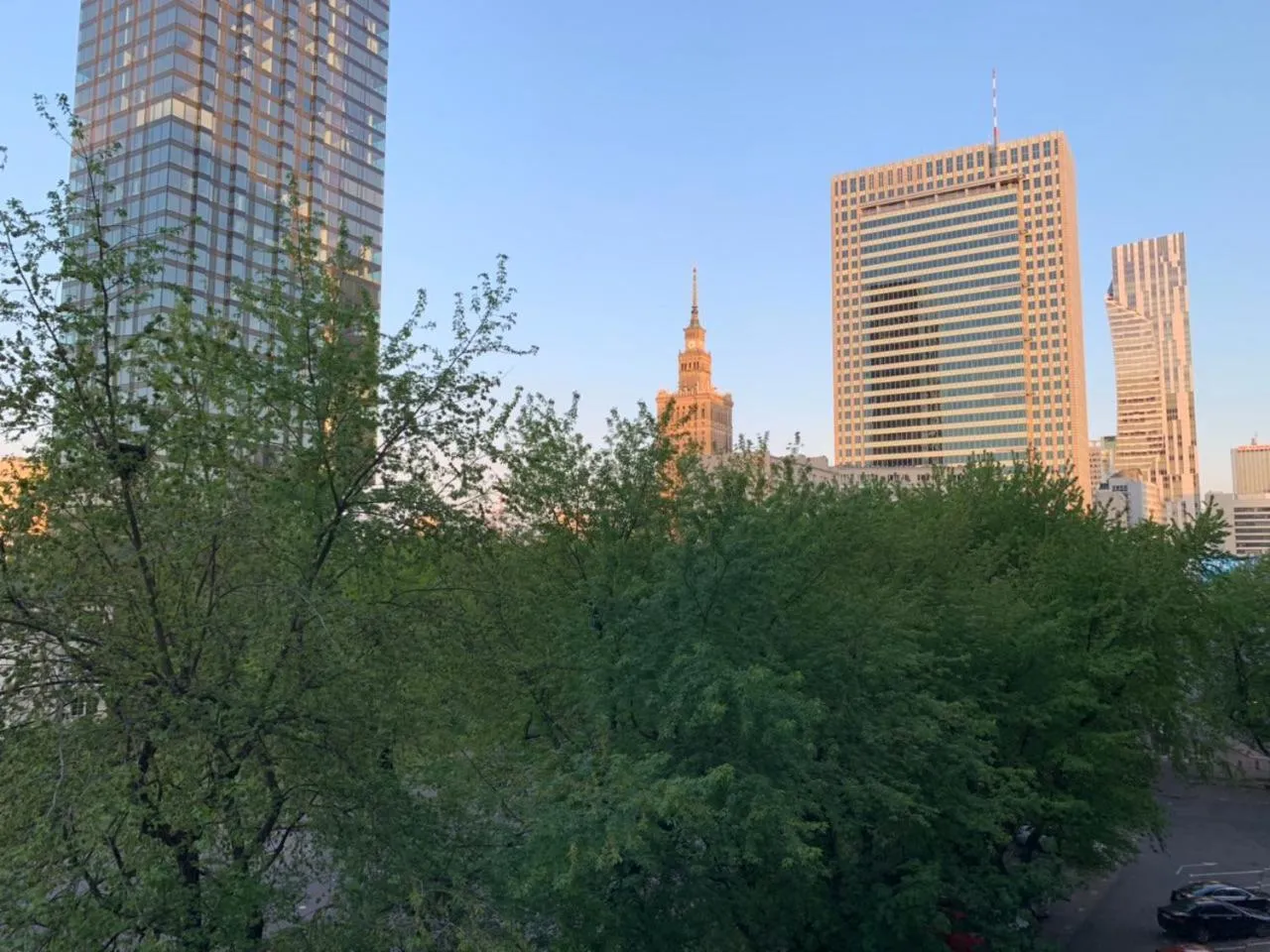 Property building in Mario Rooms