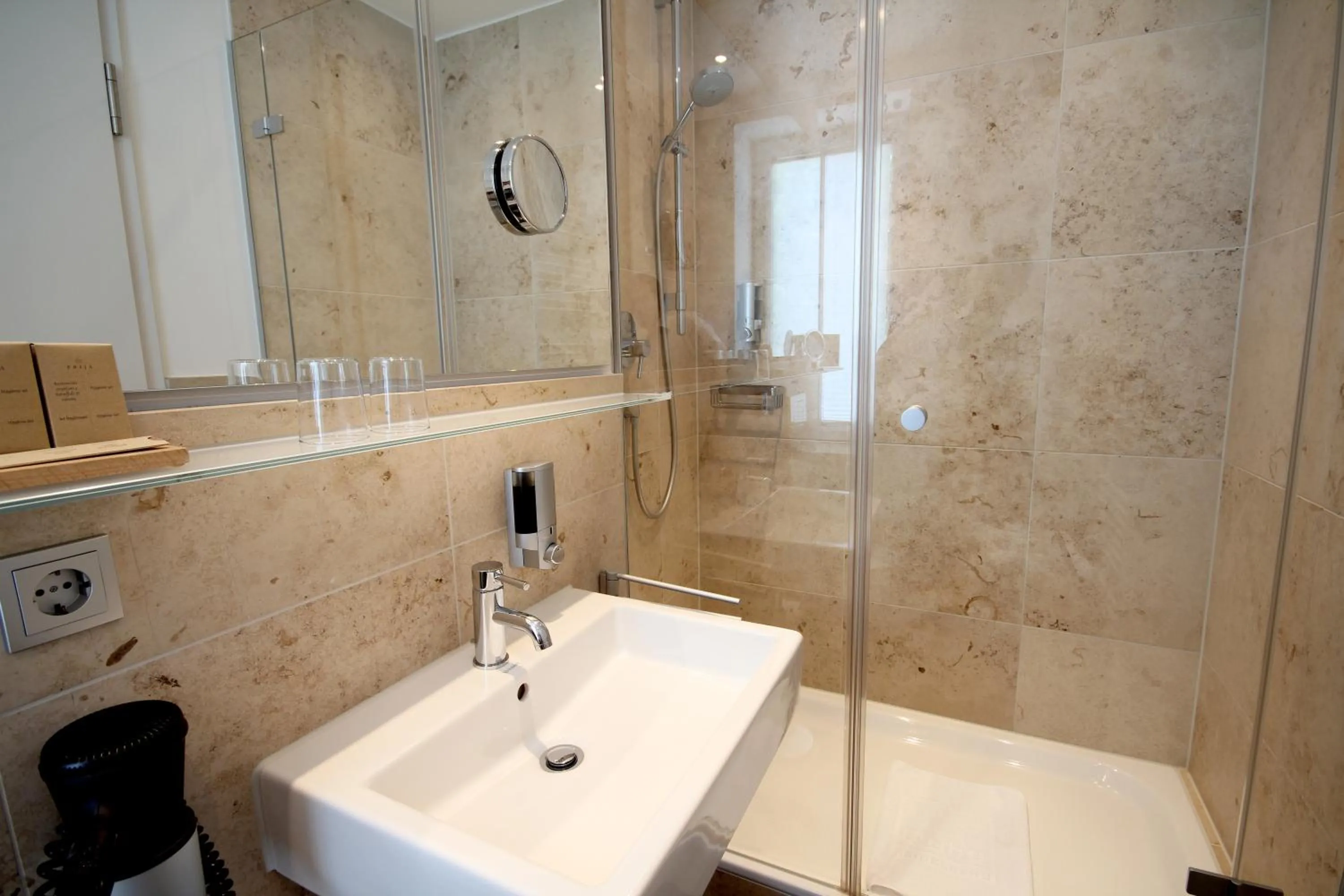 Bathroom in Qube Hotel Bergheim