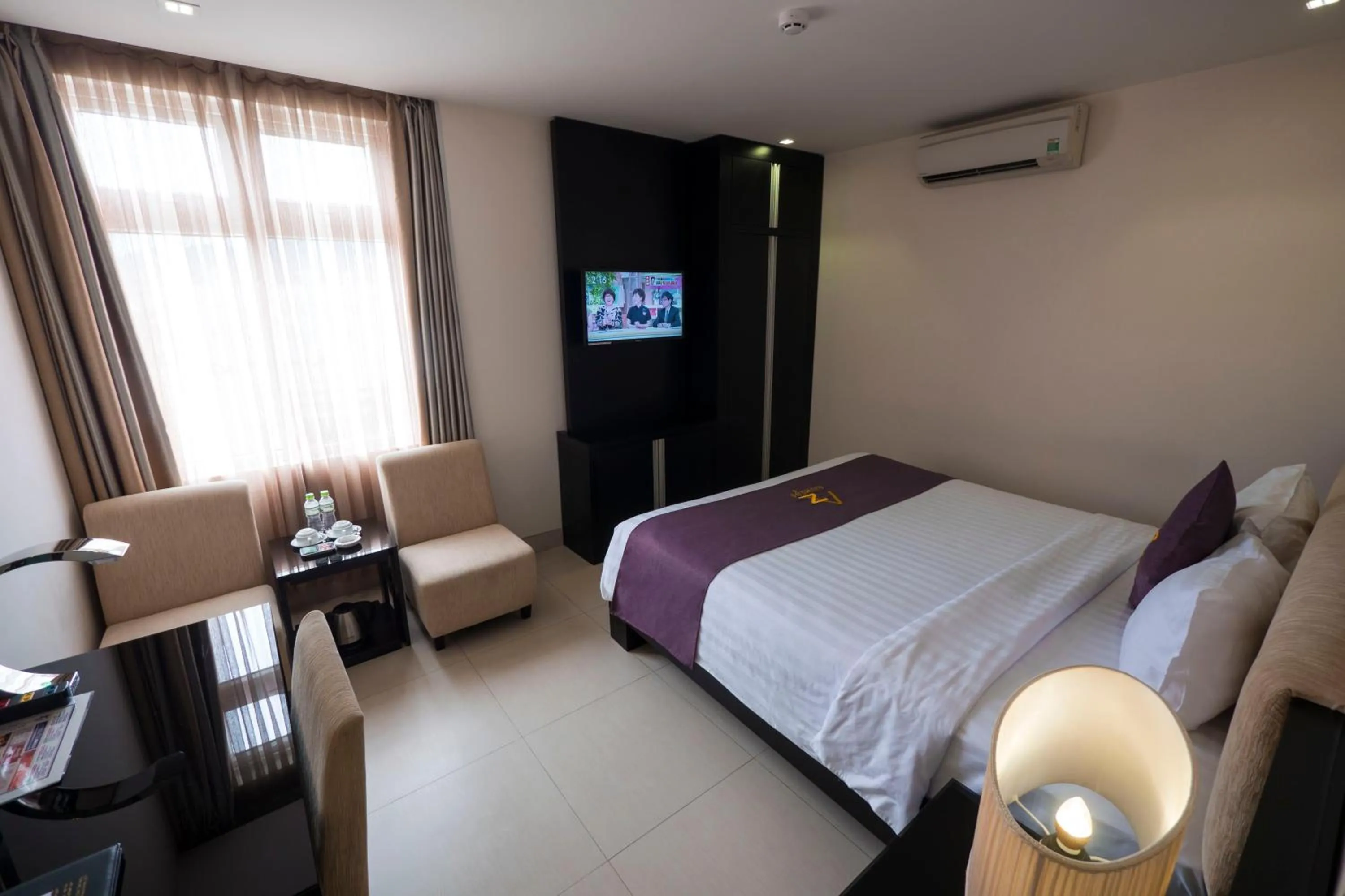 TV and multimedia, Bed in Azumaya Hotel Da Nang