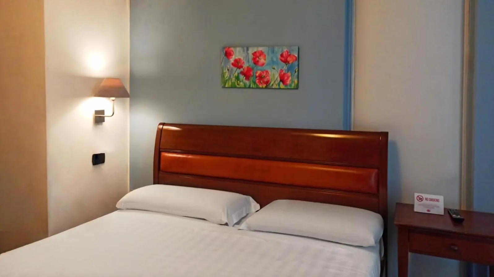 Bedroom, Bed in Roma Resort Termini