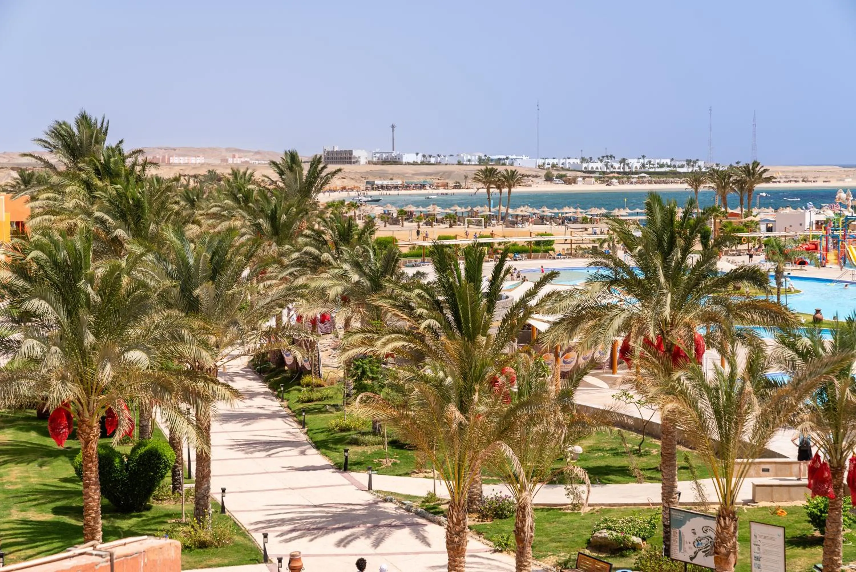 Garden in Malikia Resort Abu Dabbab