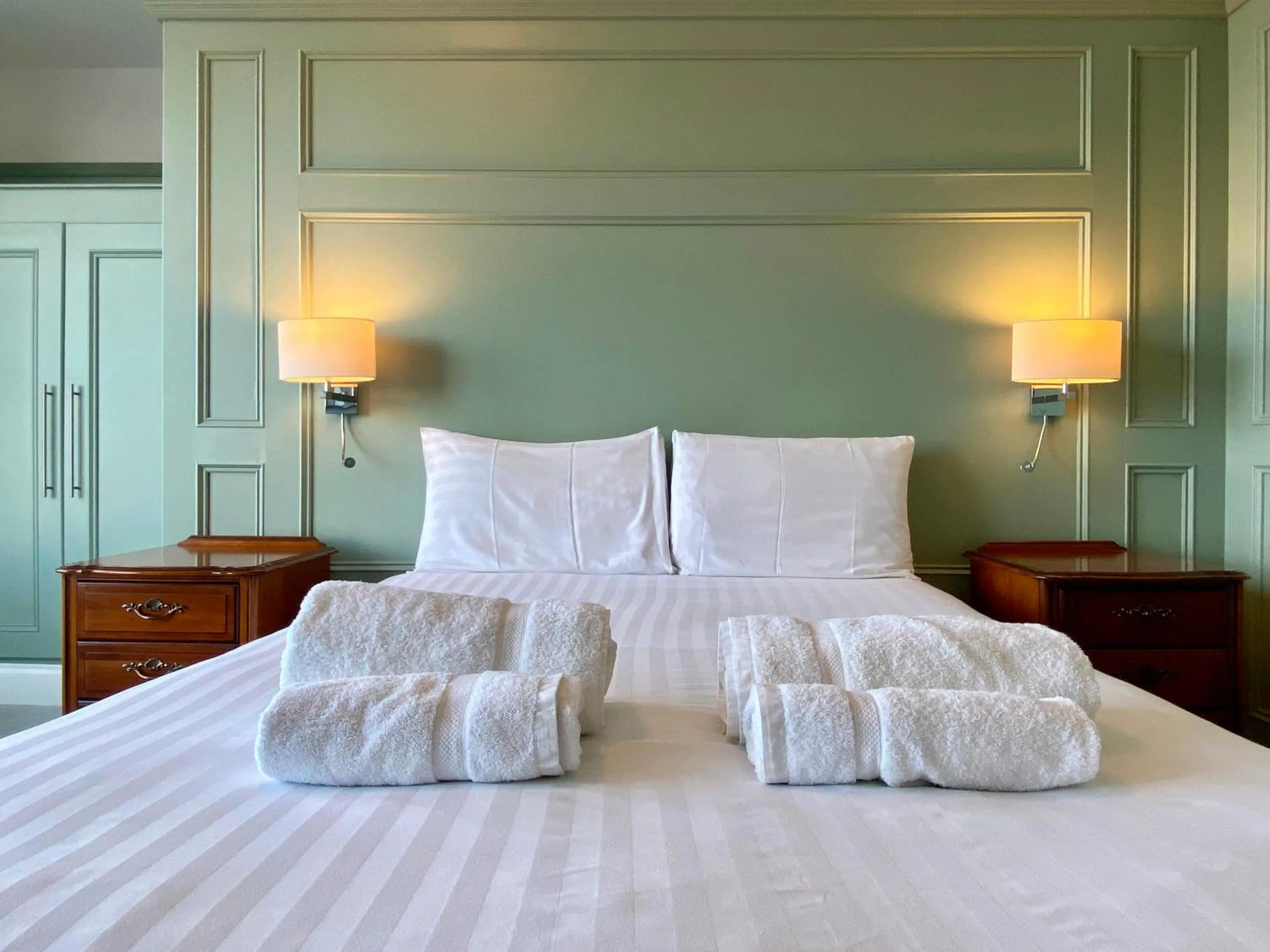 Bed in The Fairhaven Hotel