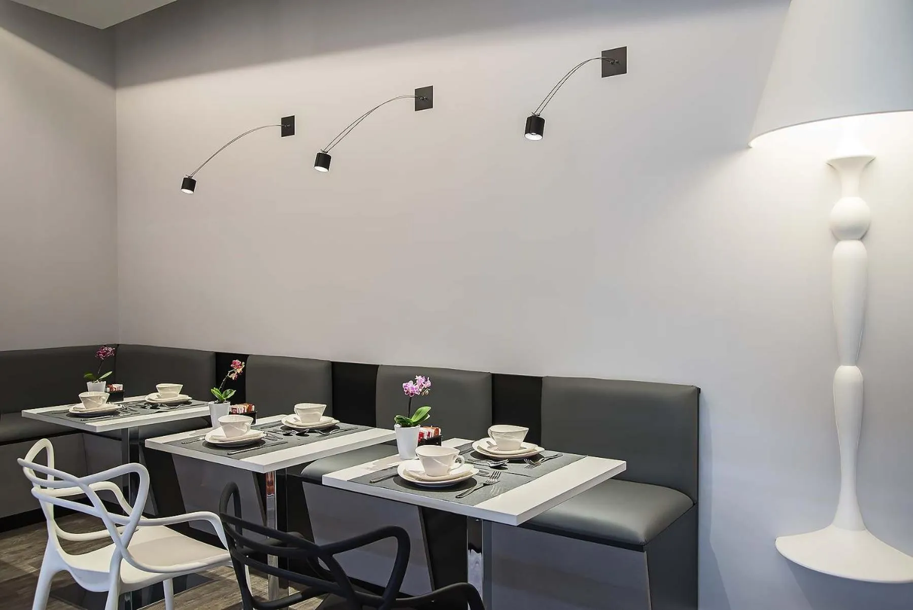 Breakfast in 7 Inn Spanish Steps