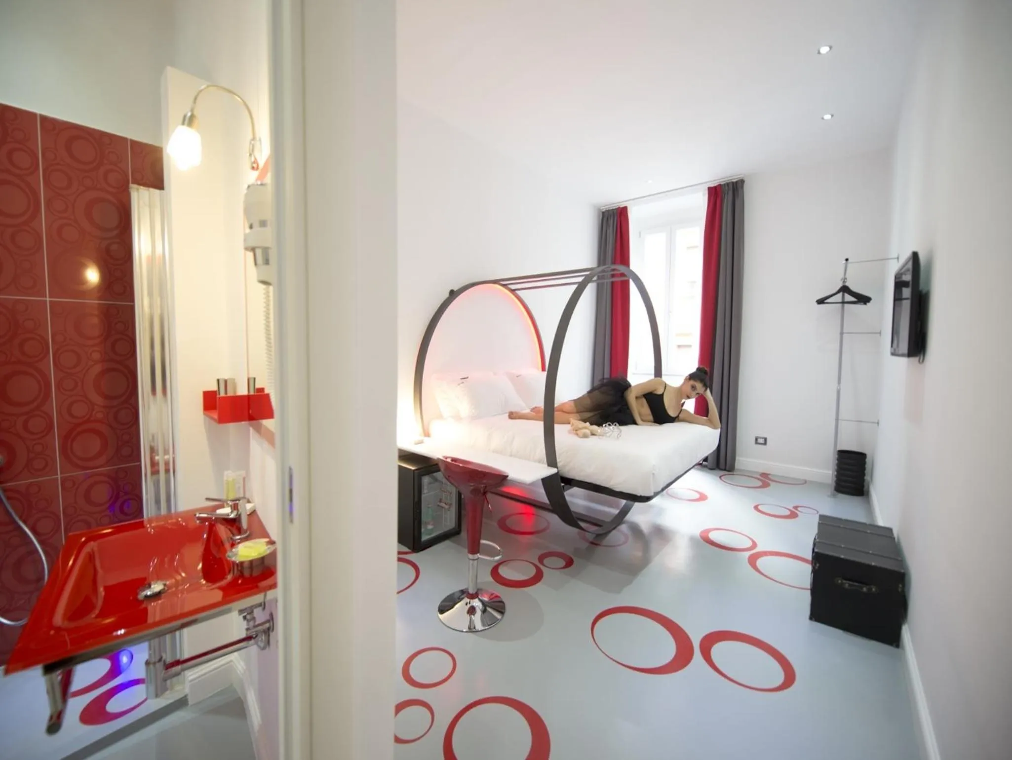 Photo of the whole room in 7 Inn Spanish Steps