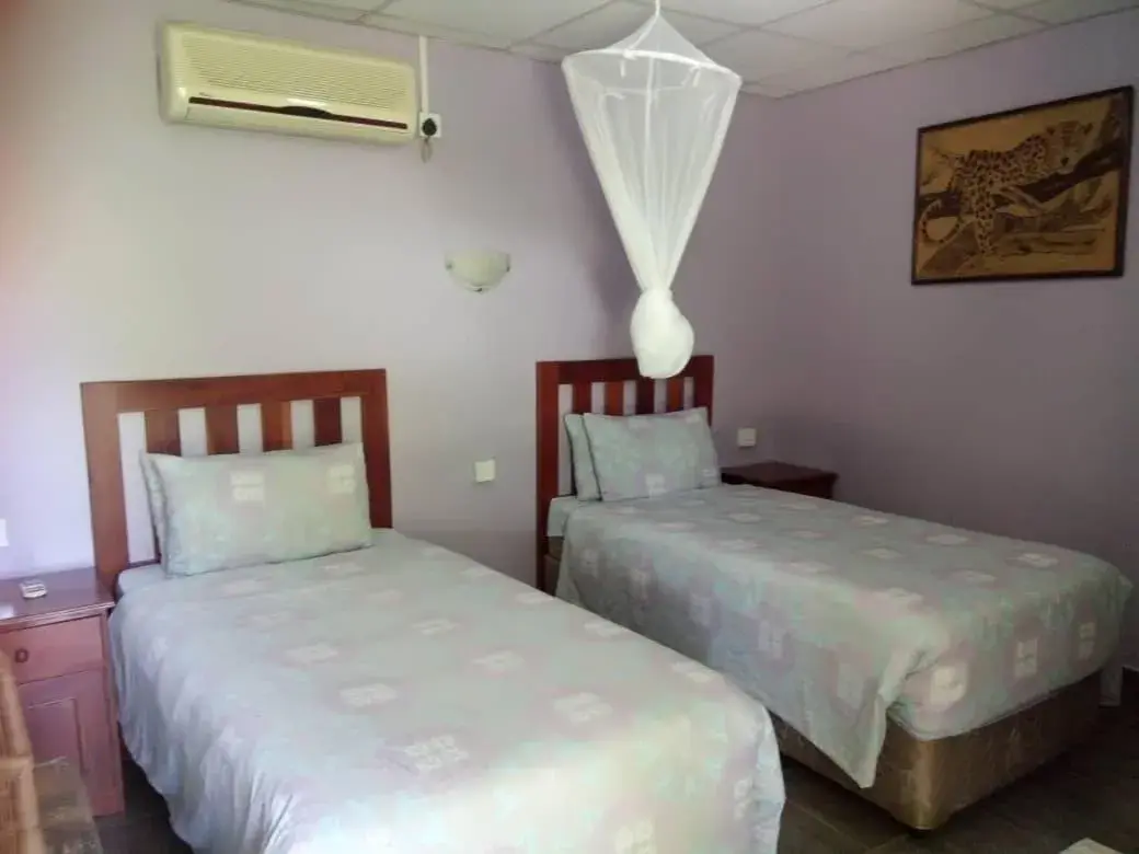 Twin Room in Gloria's Bed and Breakfast Twin Room in Gloria's Bed and Breakfast