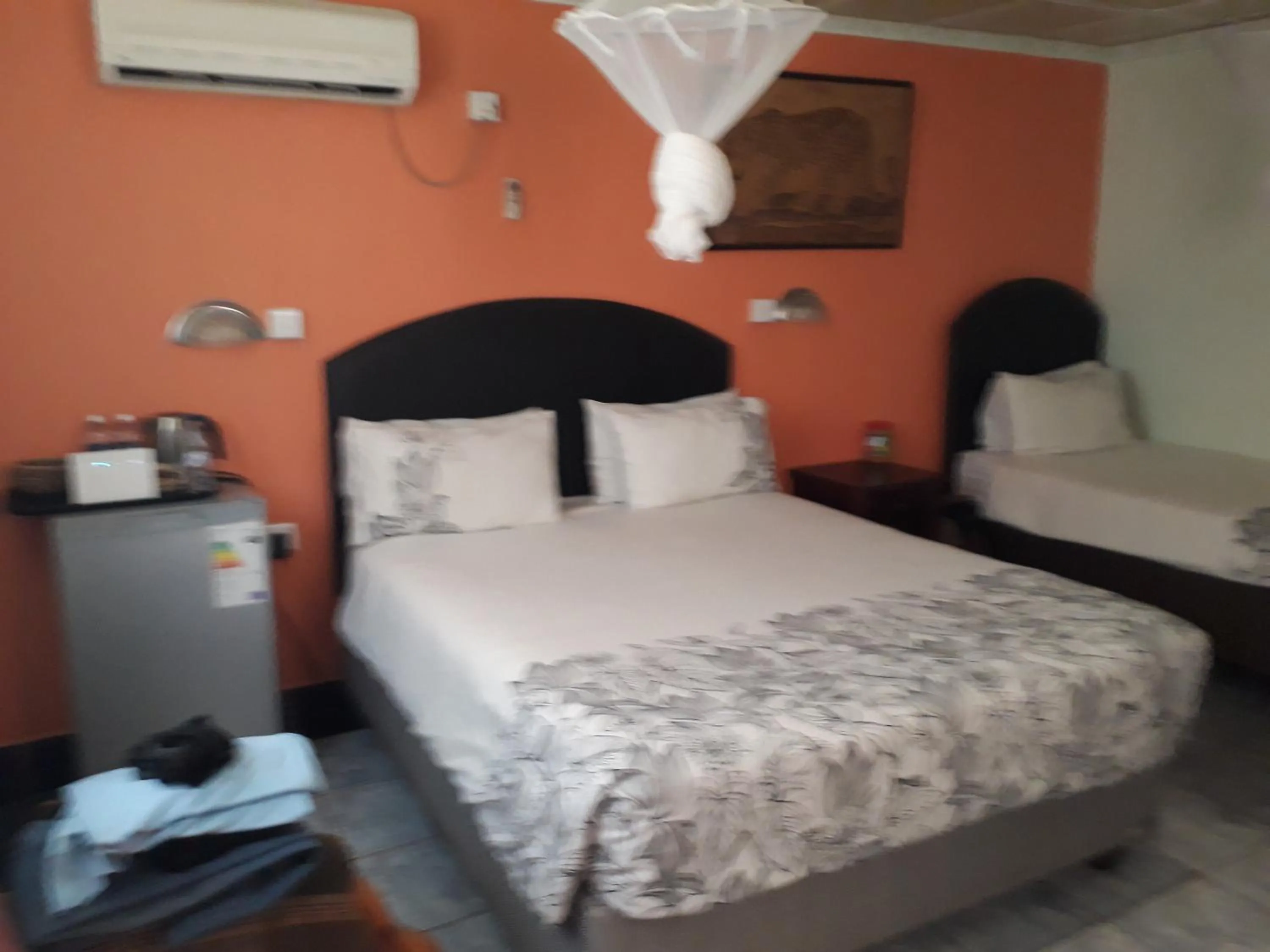 Bedroom, Bed in Gloria's Bed and Breakfast