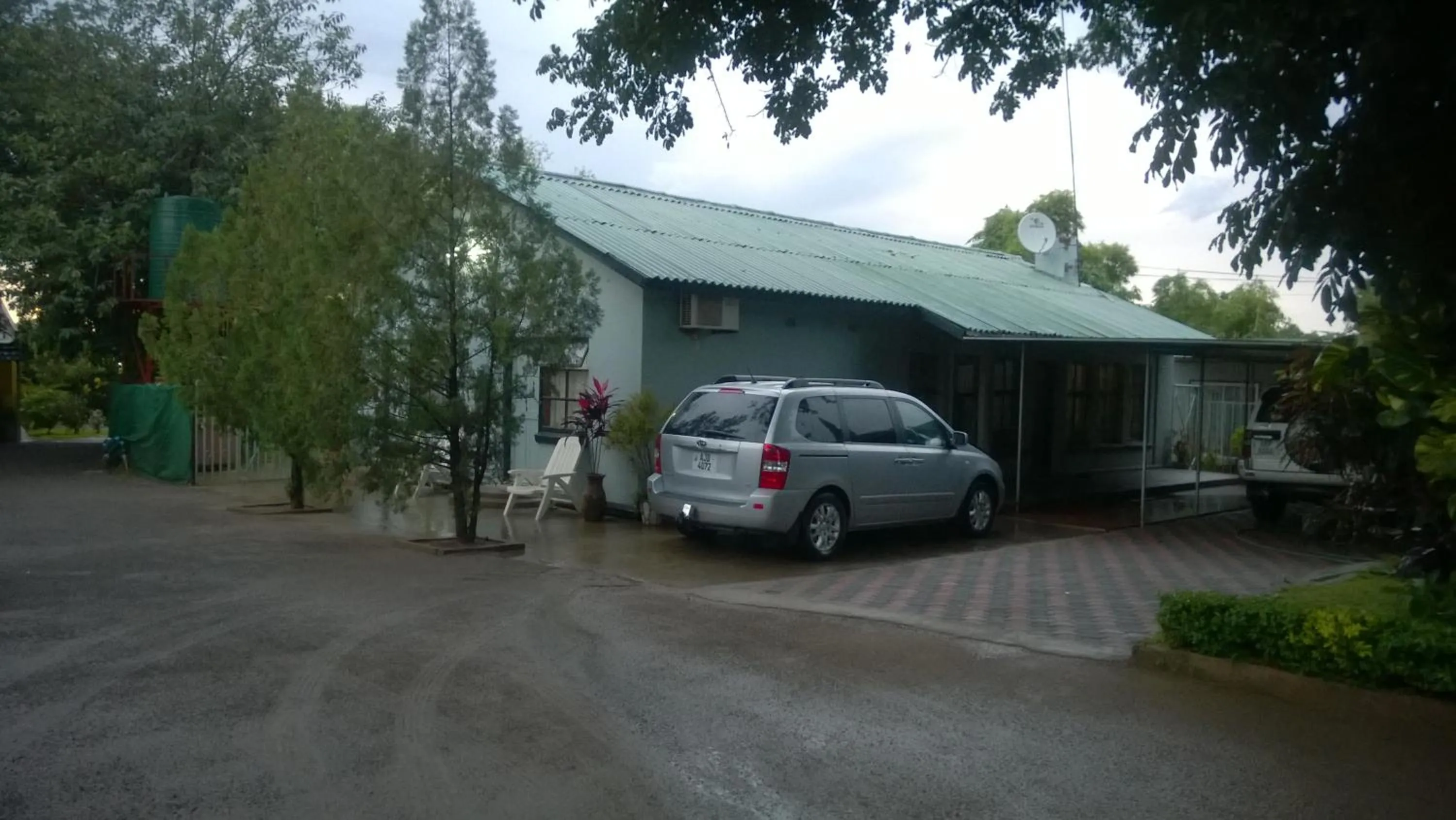 Property building in Gloria's Bed and Breakfast