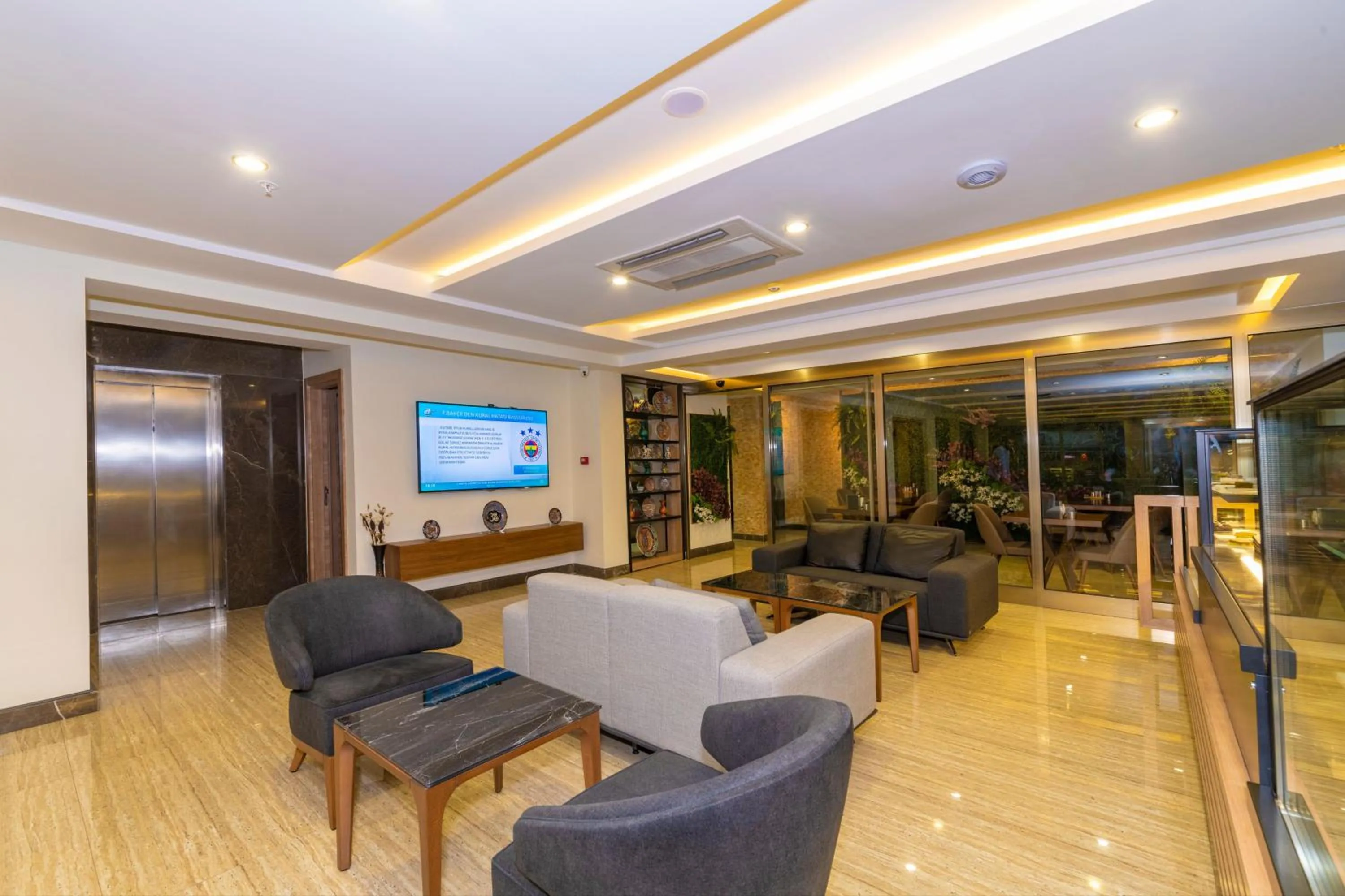 Lobby or reception in 38 Hotel